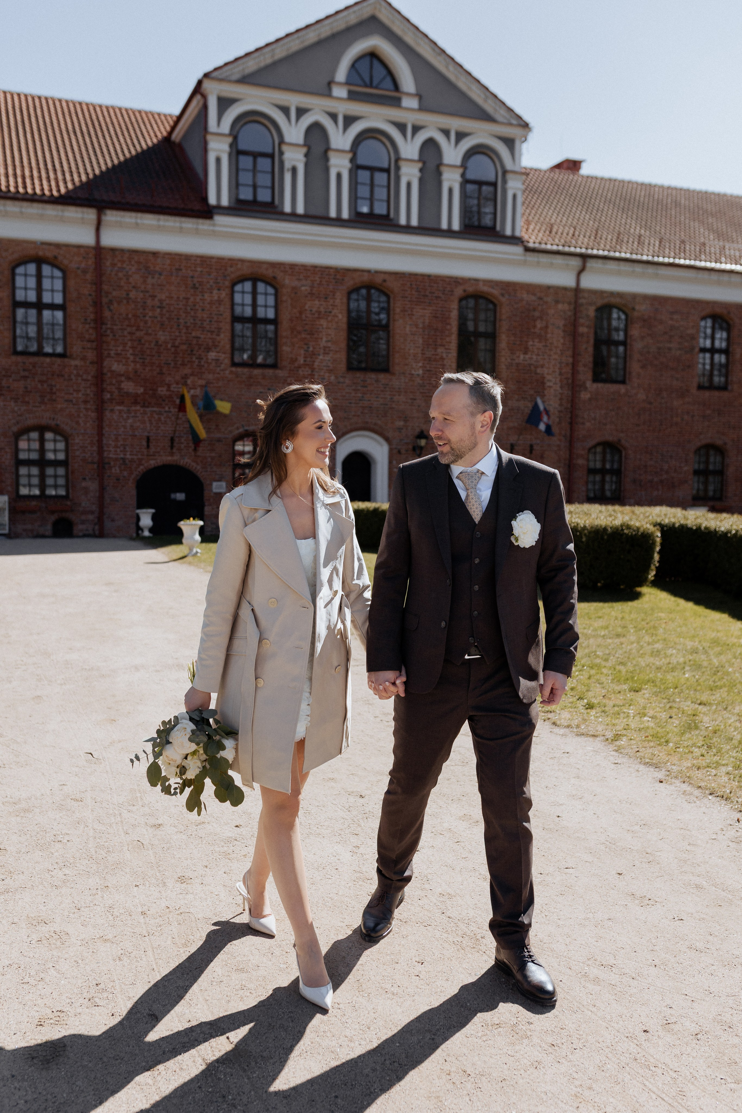 Monika ir Vytautas — miestu alsuojanti trumpa jaunųjų fotosesija Kaune