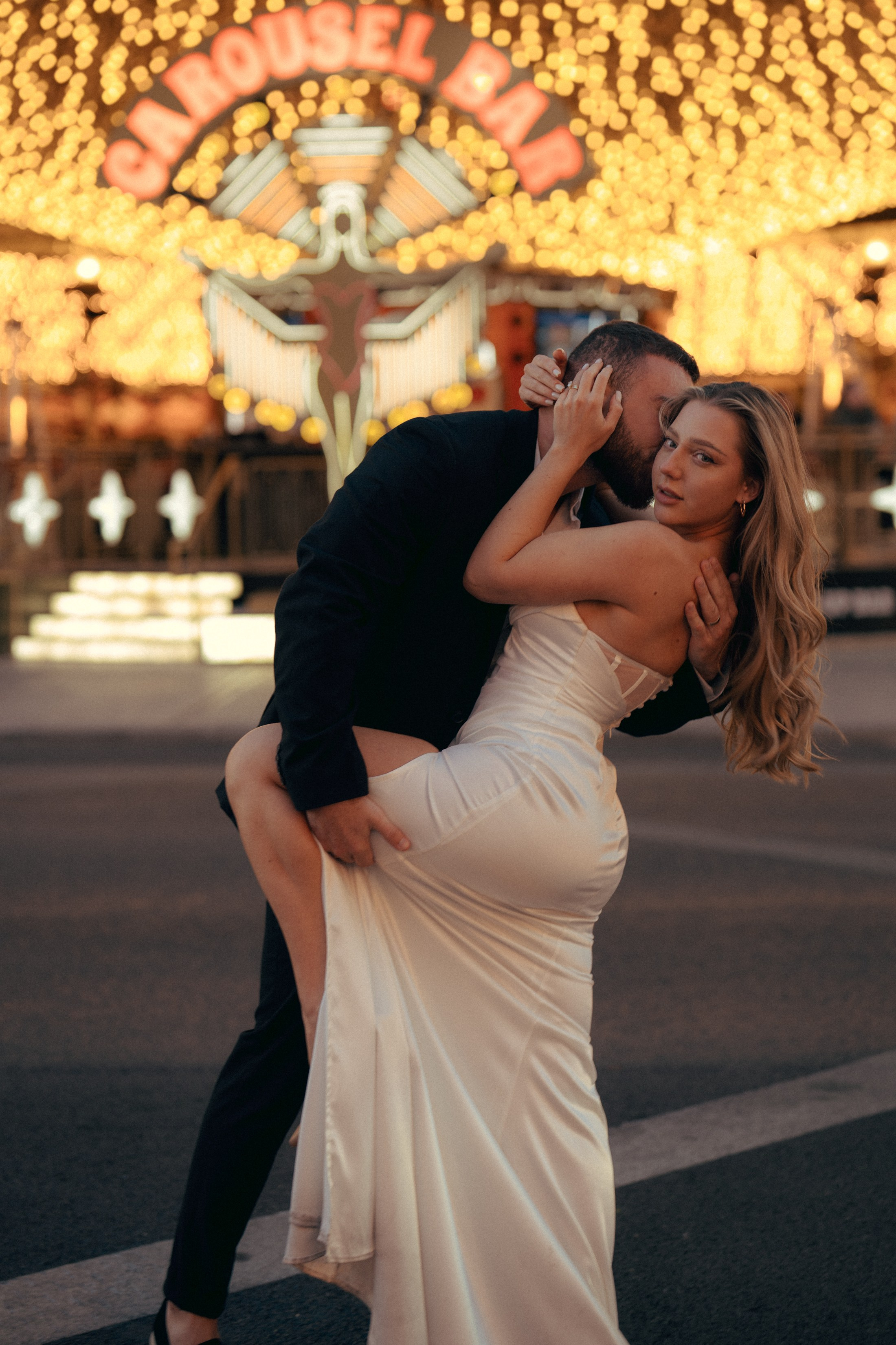 Anna&Vlad. Wedding & elopement photographer Viktoriya Kravtsov. Las Vegas