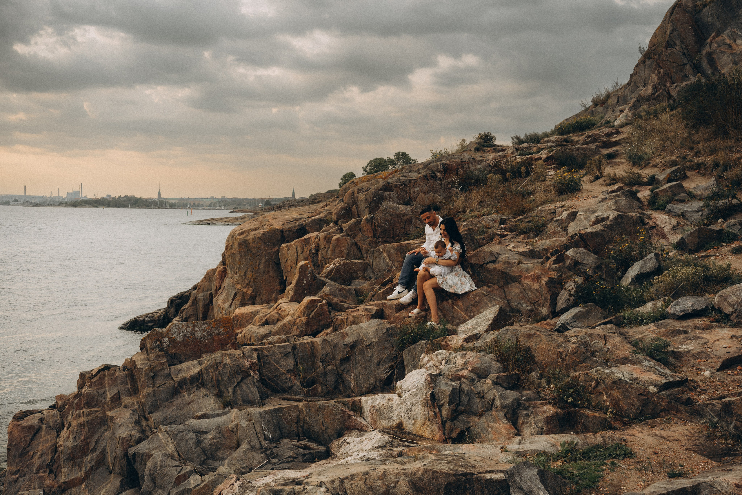 Summer. Wedding and potrait photographer in Helsinki Vickan O