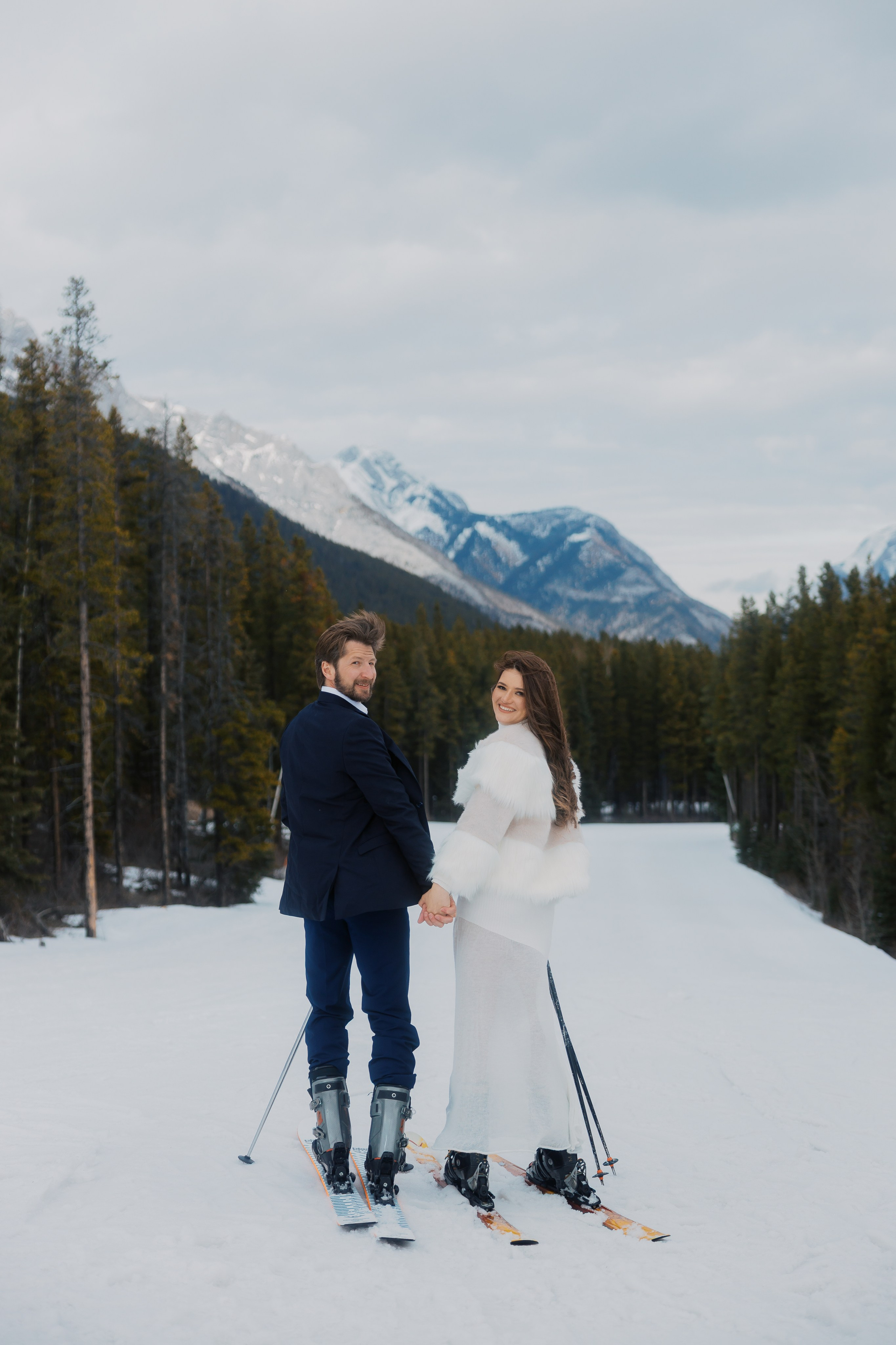 Ski engagement session. Home