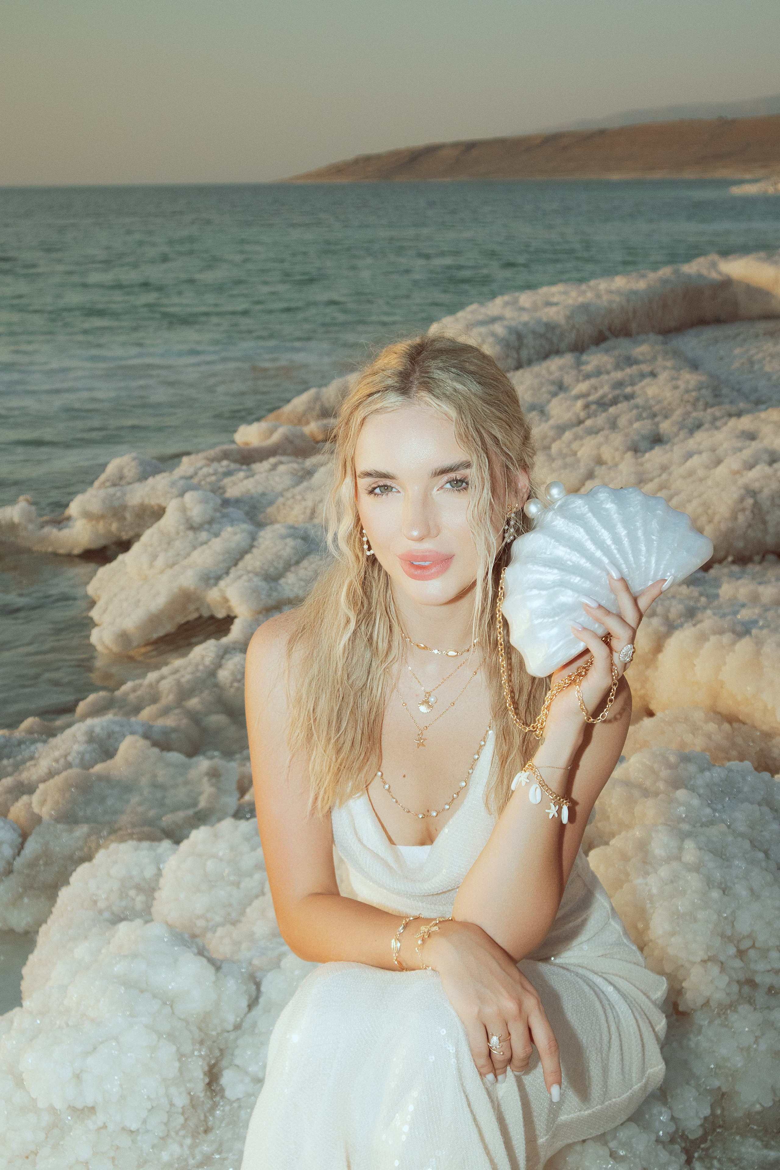 Where Pearls Meet the Sun 🫧. Veronika Basova — Photographer in Amman, Jordan | Cinematic Visual Storyteller