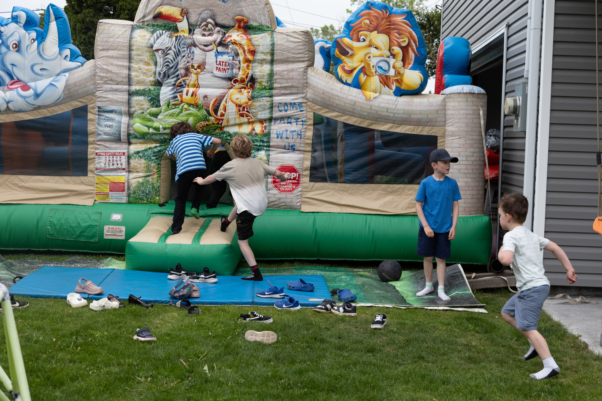 Olivia’s Birthday June 2025. Toronto Portrait Photographer Lena Lac