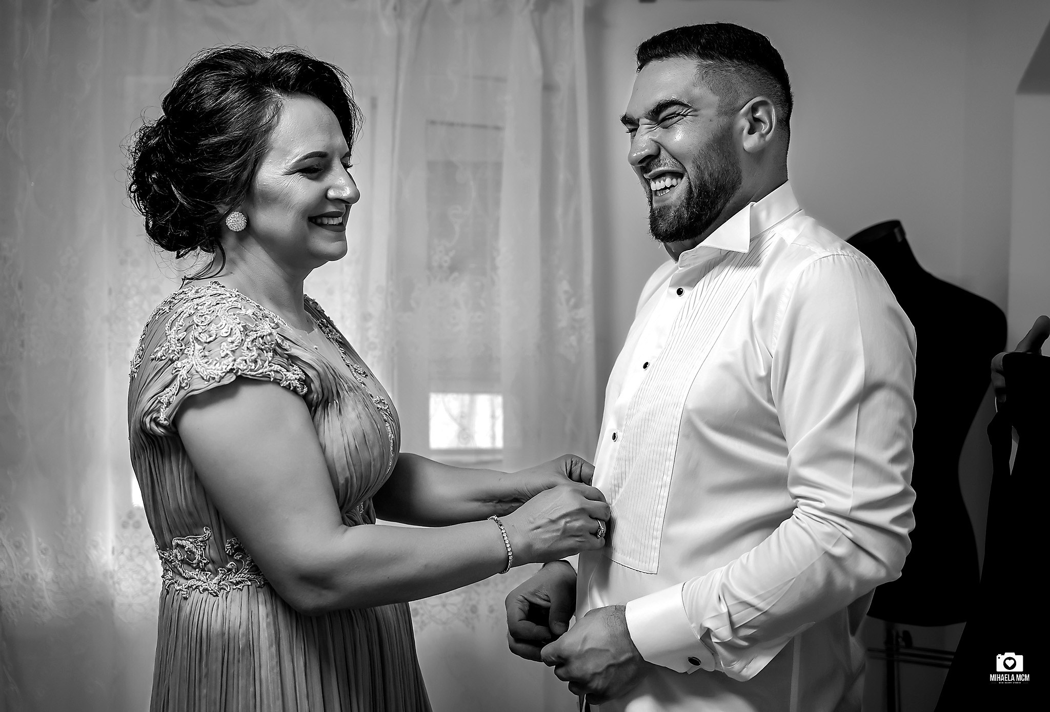 Fotograf nunta Bucuresti. MCM Happy Studio – Fotograf și Videograf Nuntă