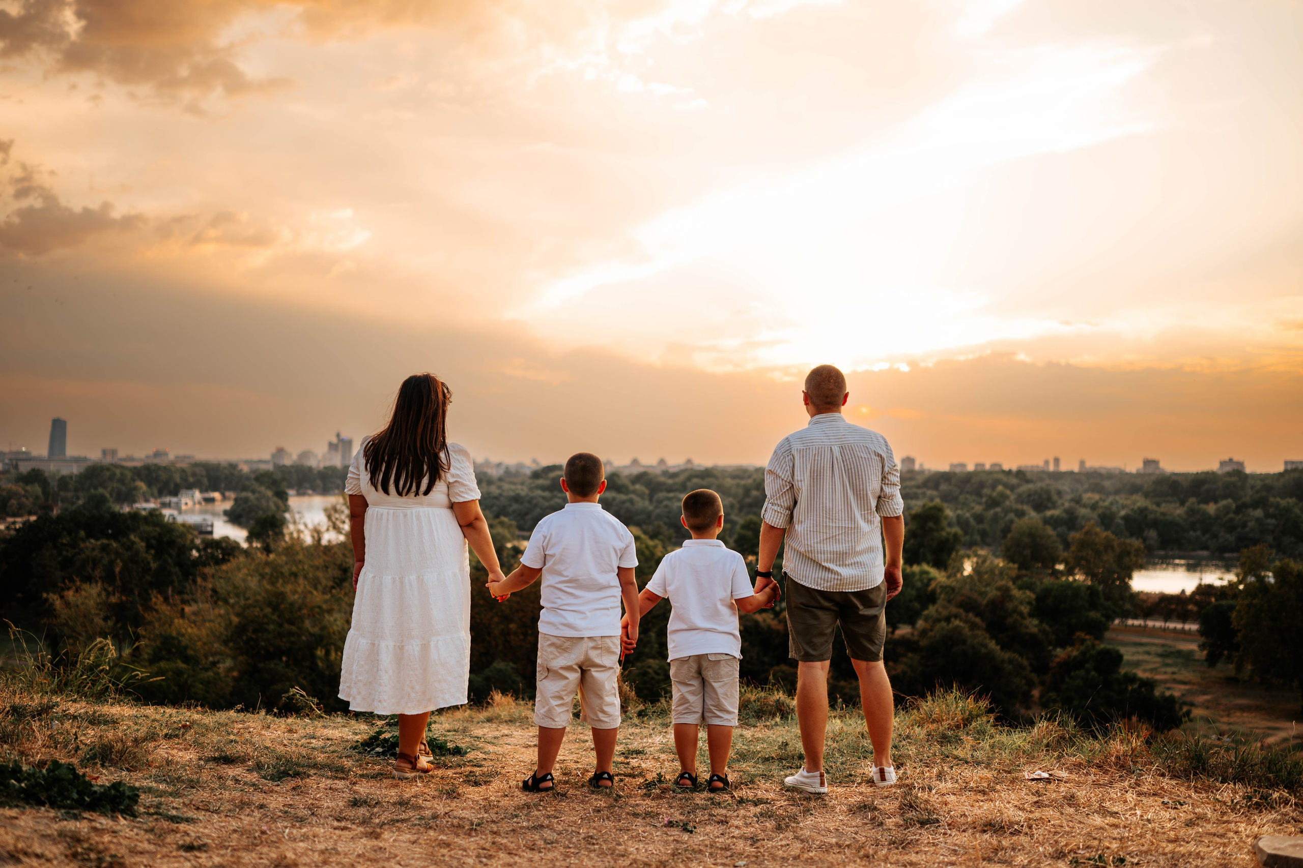 Bojana, Nikola, Stefan i Uroš - porodično fotografisanje. Dečiji i porodični fotograf