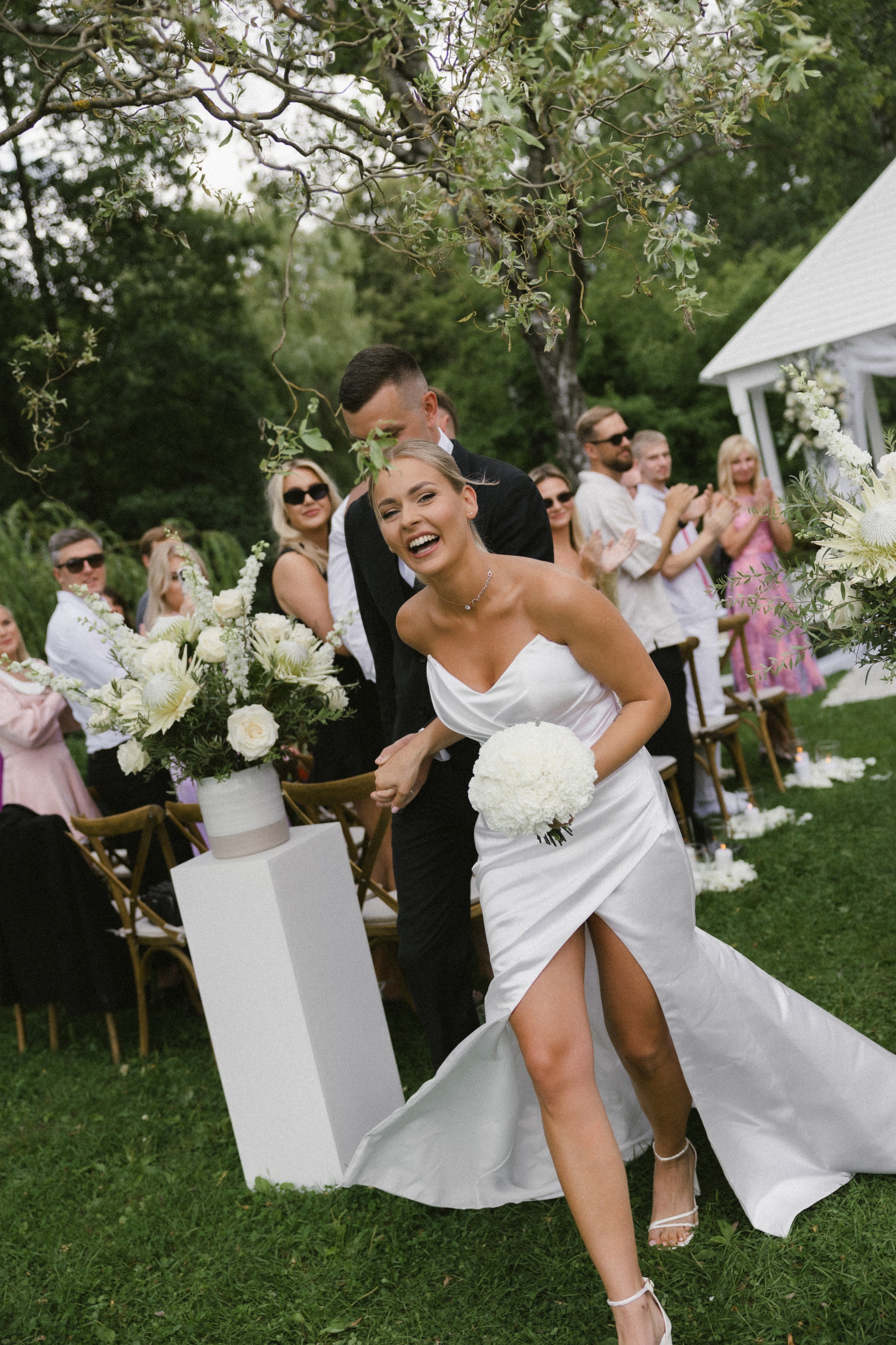 Ieva ir Martynas | Vestuvės Kauno botanikos sode. Vestuvių ir šeimų fotografė Lena Bondarenko / belove photo