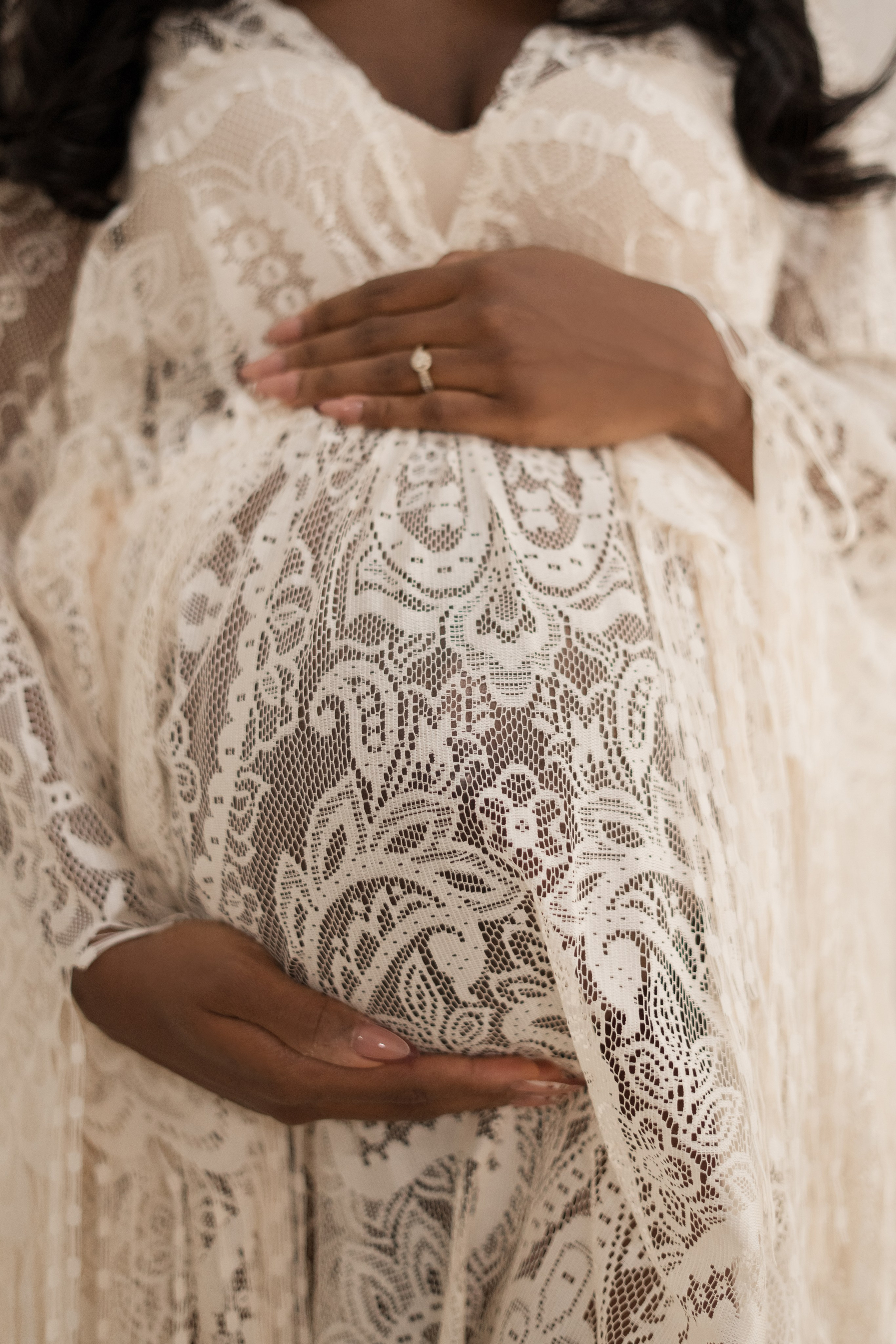 Home studio session. Angela Iakovleva — Family Photographer in Dubai