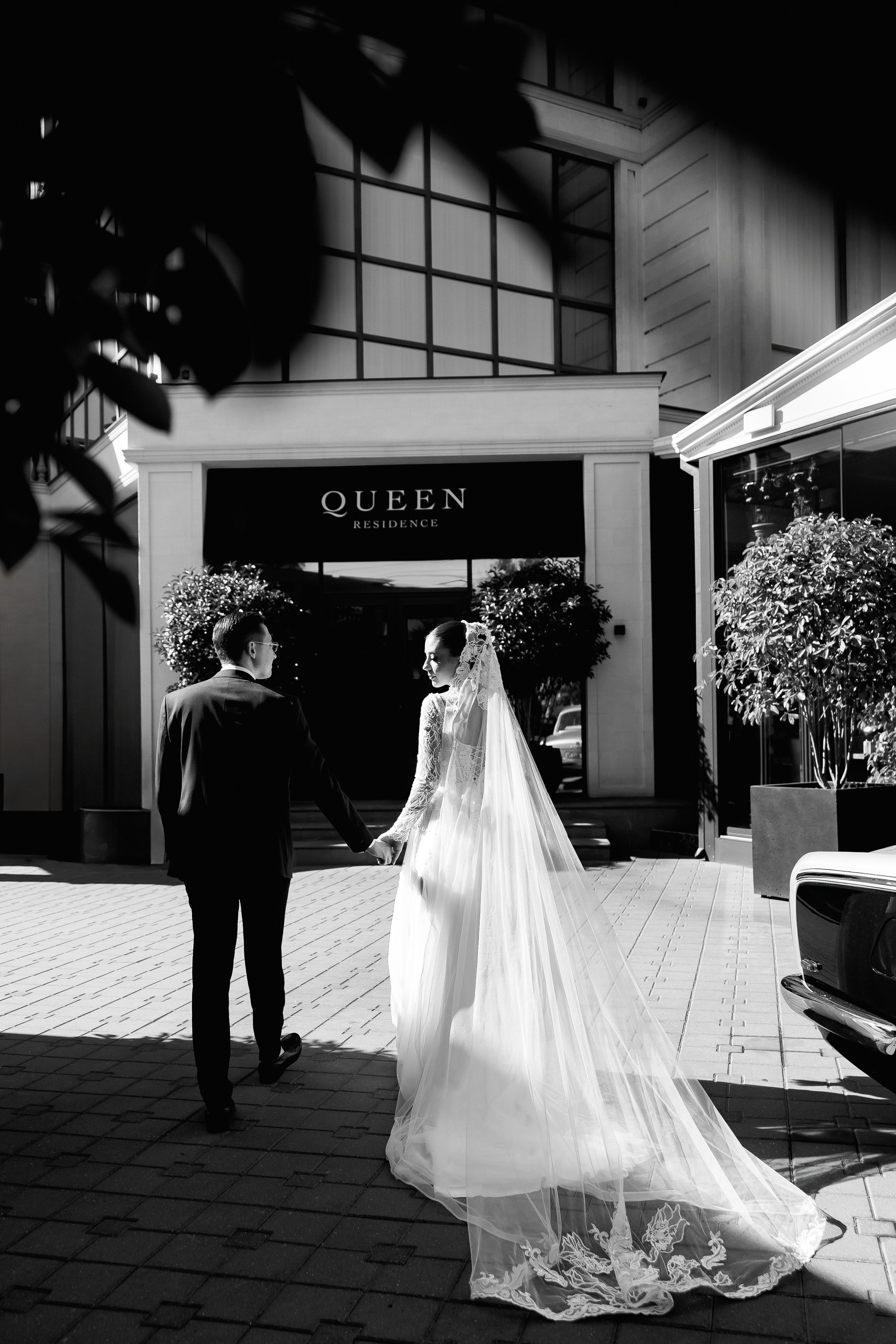 Serghei & Erica — Queen Residence. Servicii Foto și Video 067188353