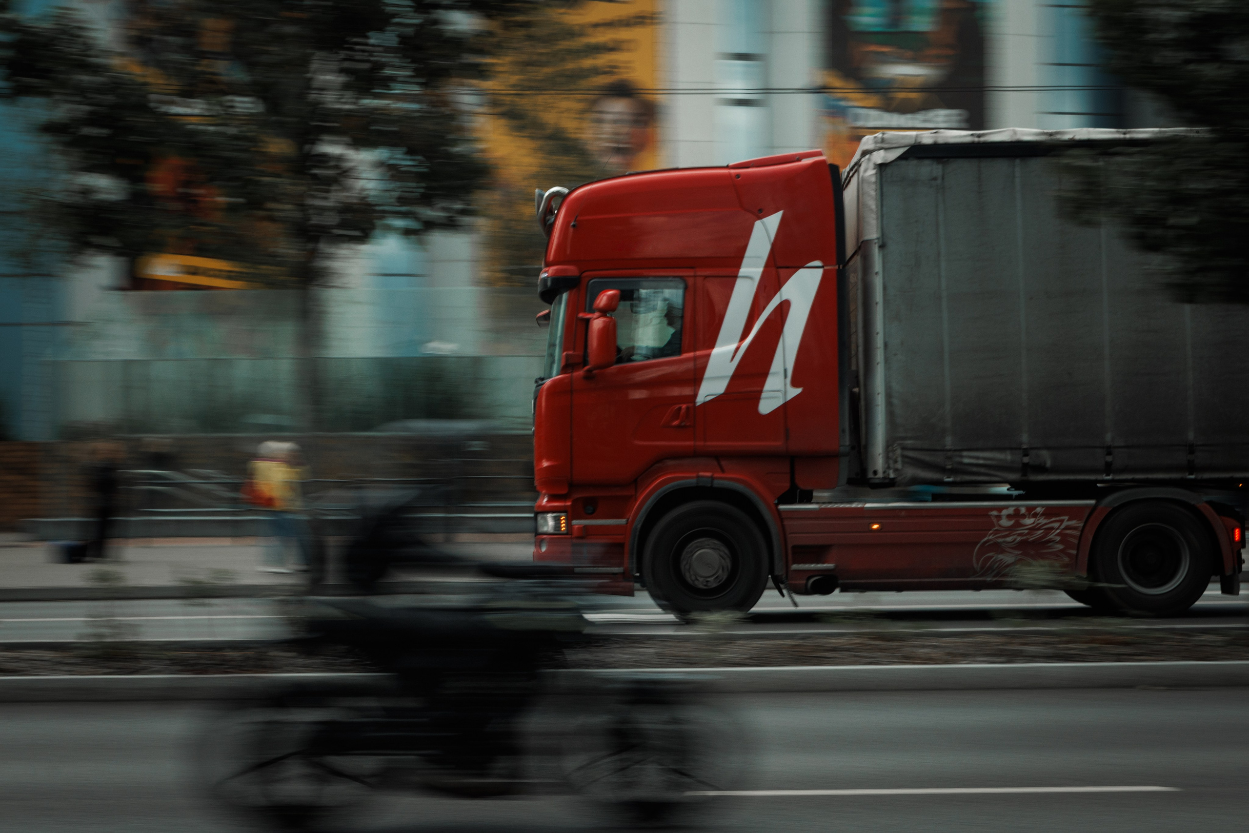 Street. Portrait and Street photographer in Vilnius Edgar Shaipunas