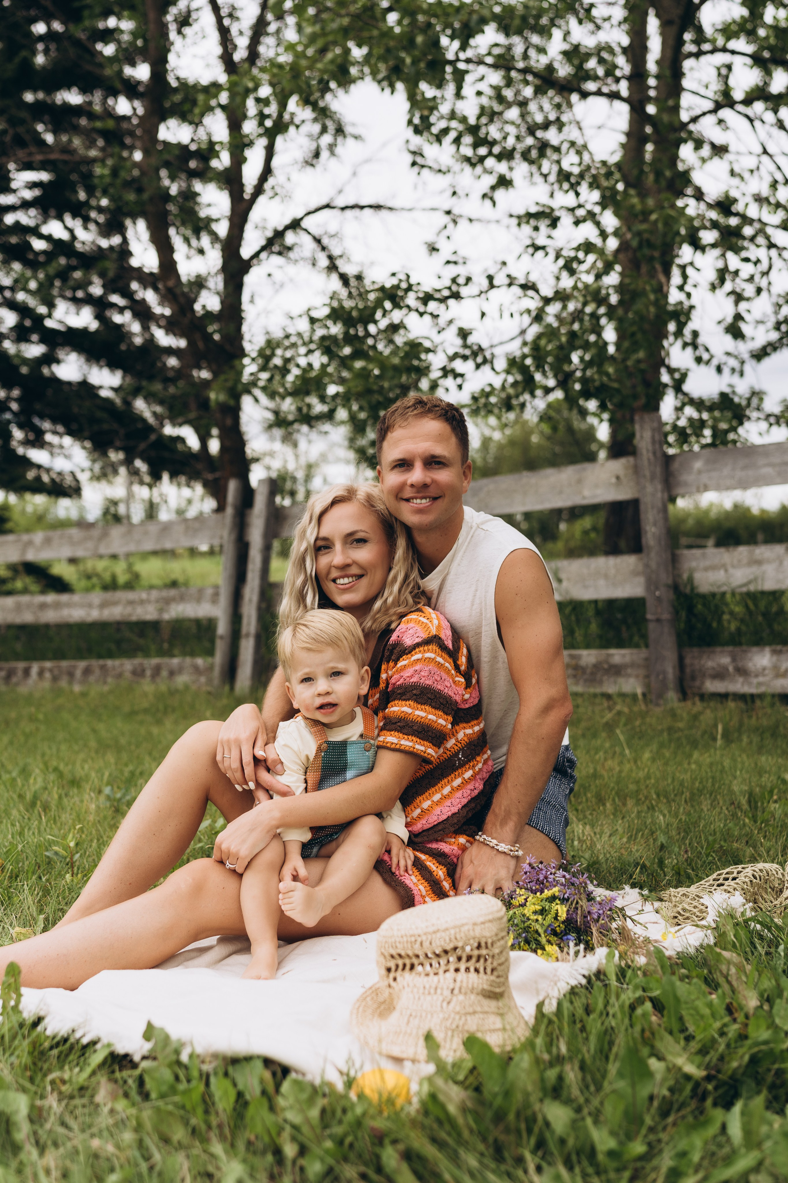 Roksolana & fam. Calgary Wedding & Lifestyle Photographer — Yevhen Polishchuk