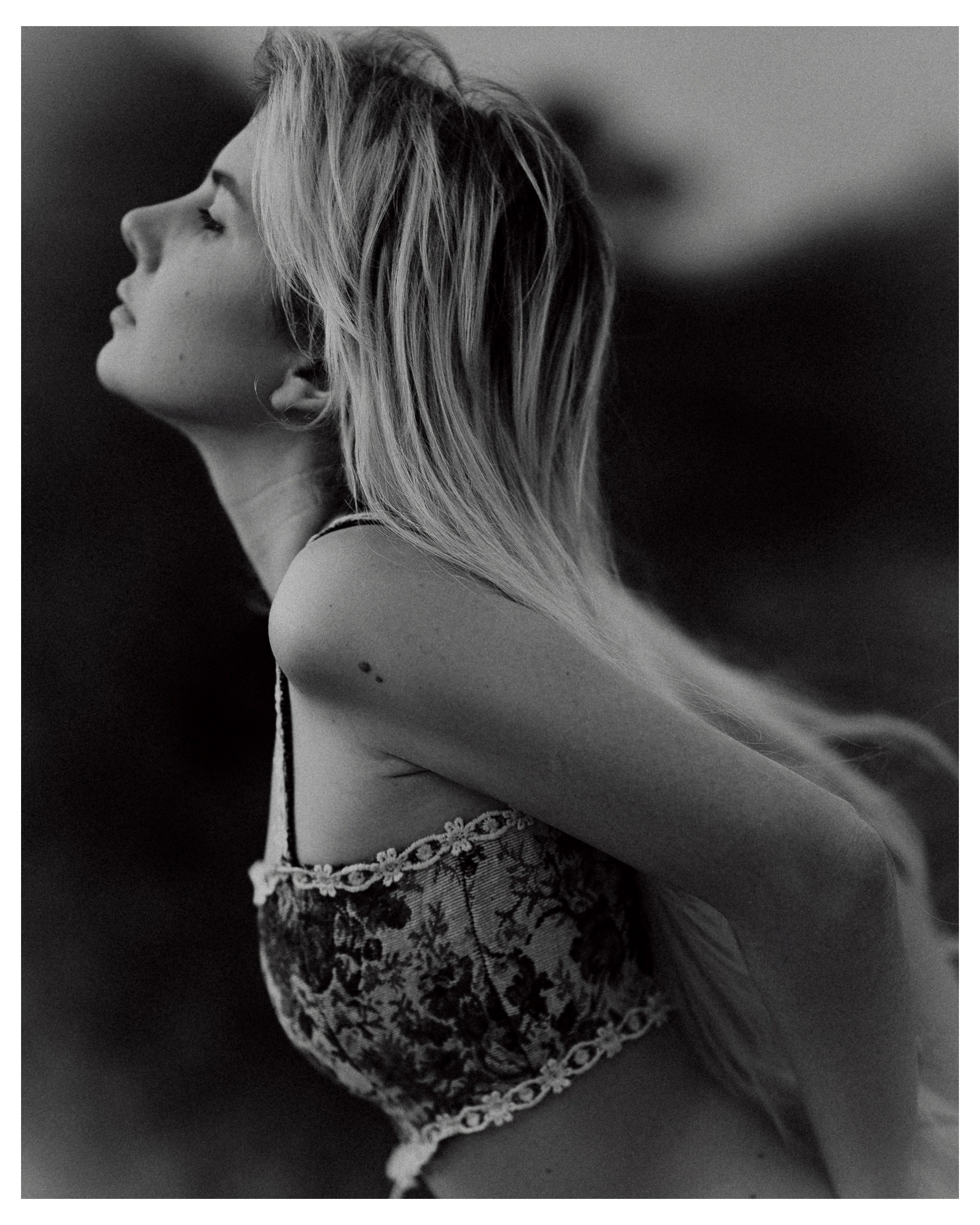 JULIE. Photographer Inna Mendelson