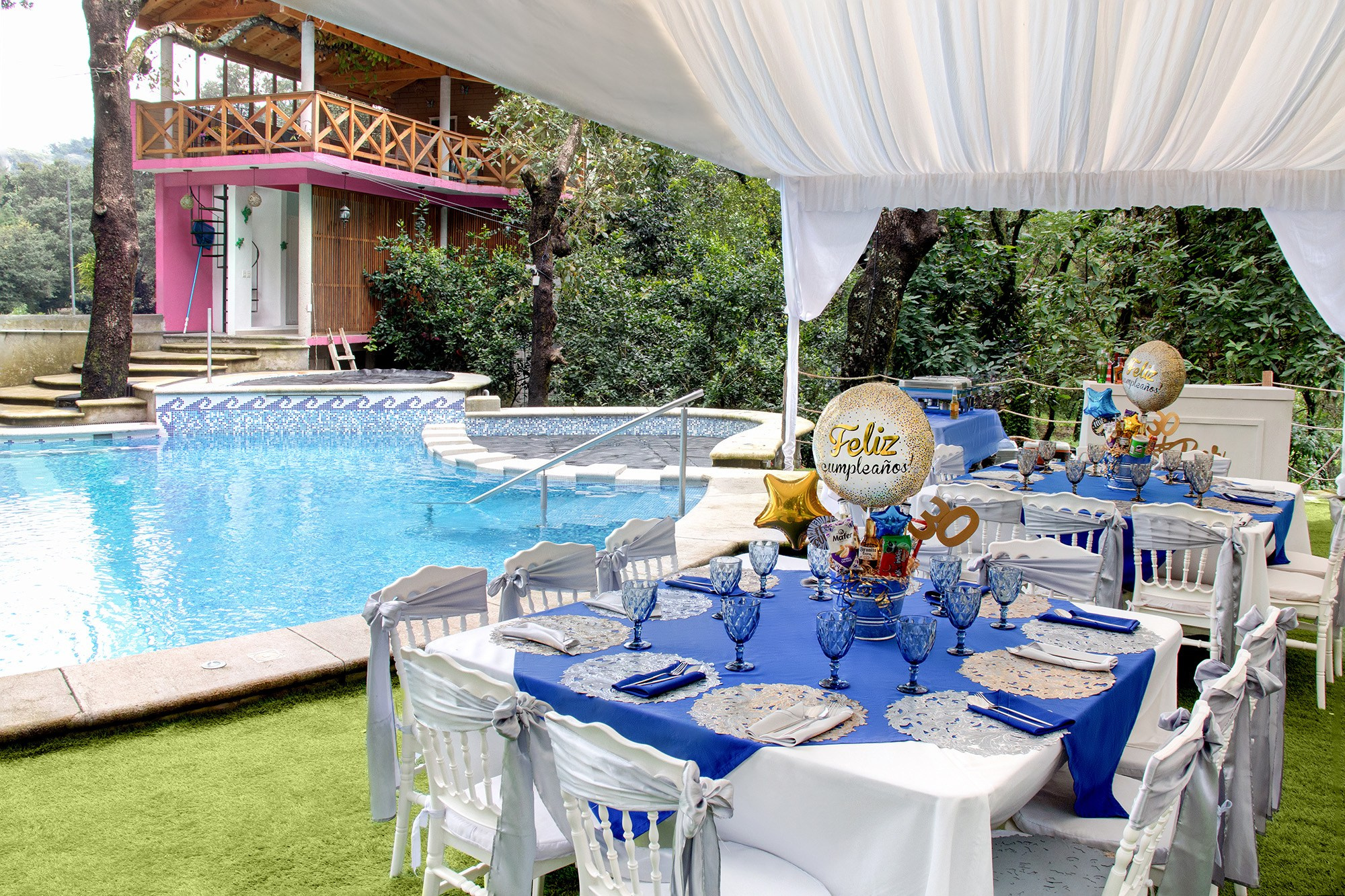 Sesión de fotos publicitarias en Tepoztlán. Marisol Murillo Fotógrafa profesional en Chimalhuacán, Edo. de México