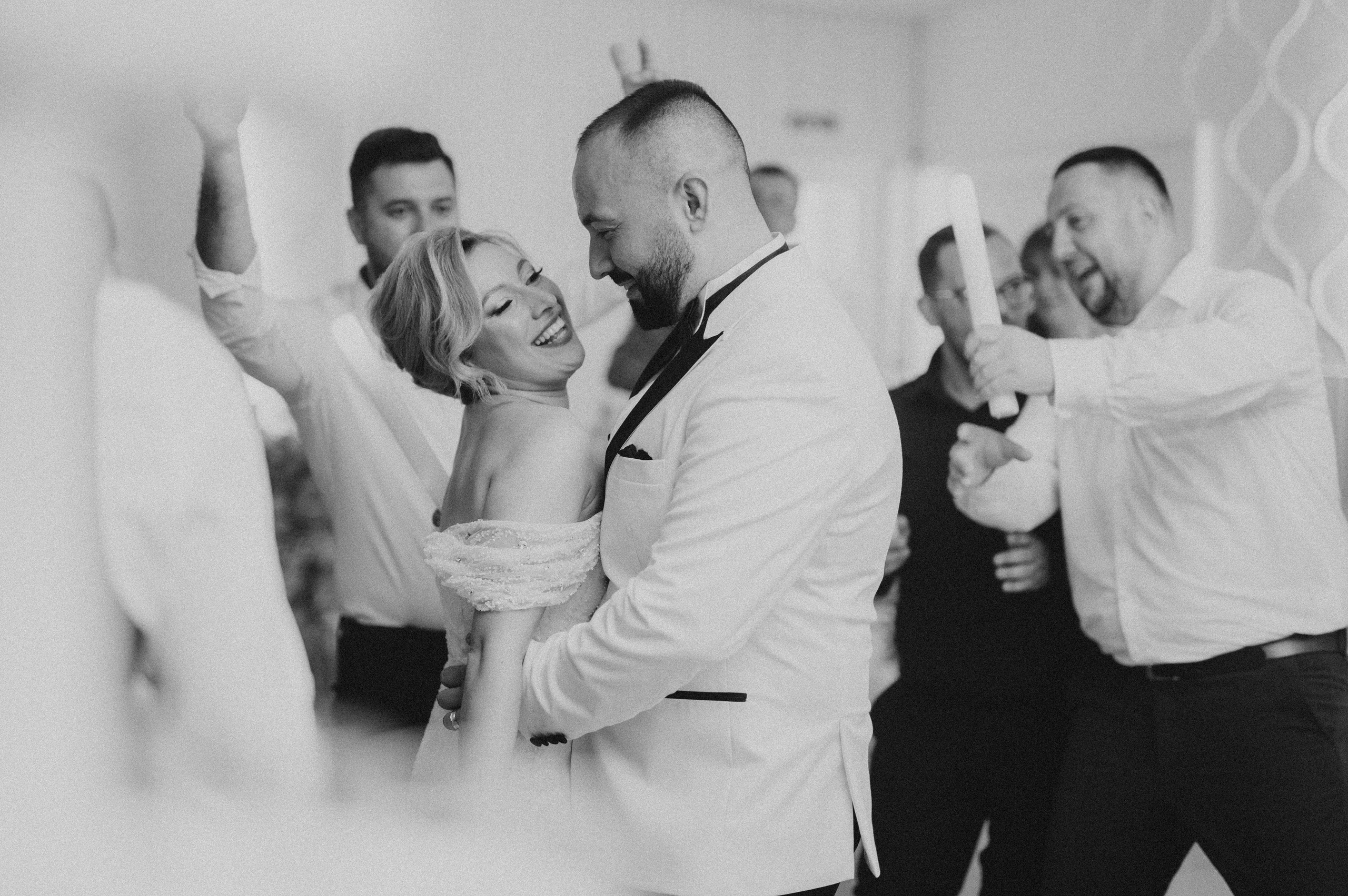 Petronela + Lucian | Casablanca. FotoVizion Iași