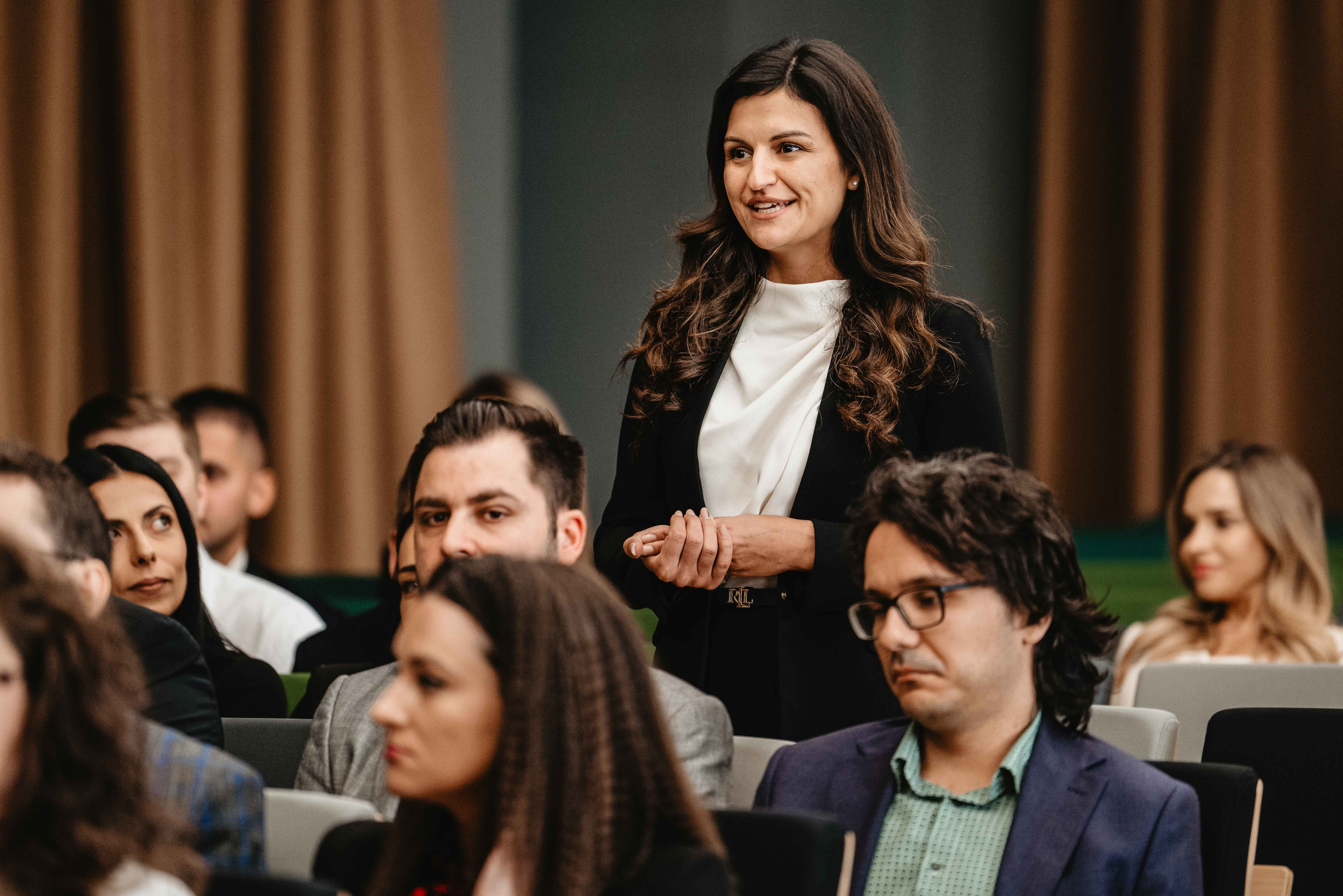 Reuniune Facultatea de Drept. Radu Rahovan | Fotograf profesionist de nuntã și eveniment din Cluj-Napoca