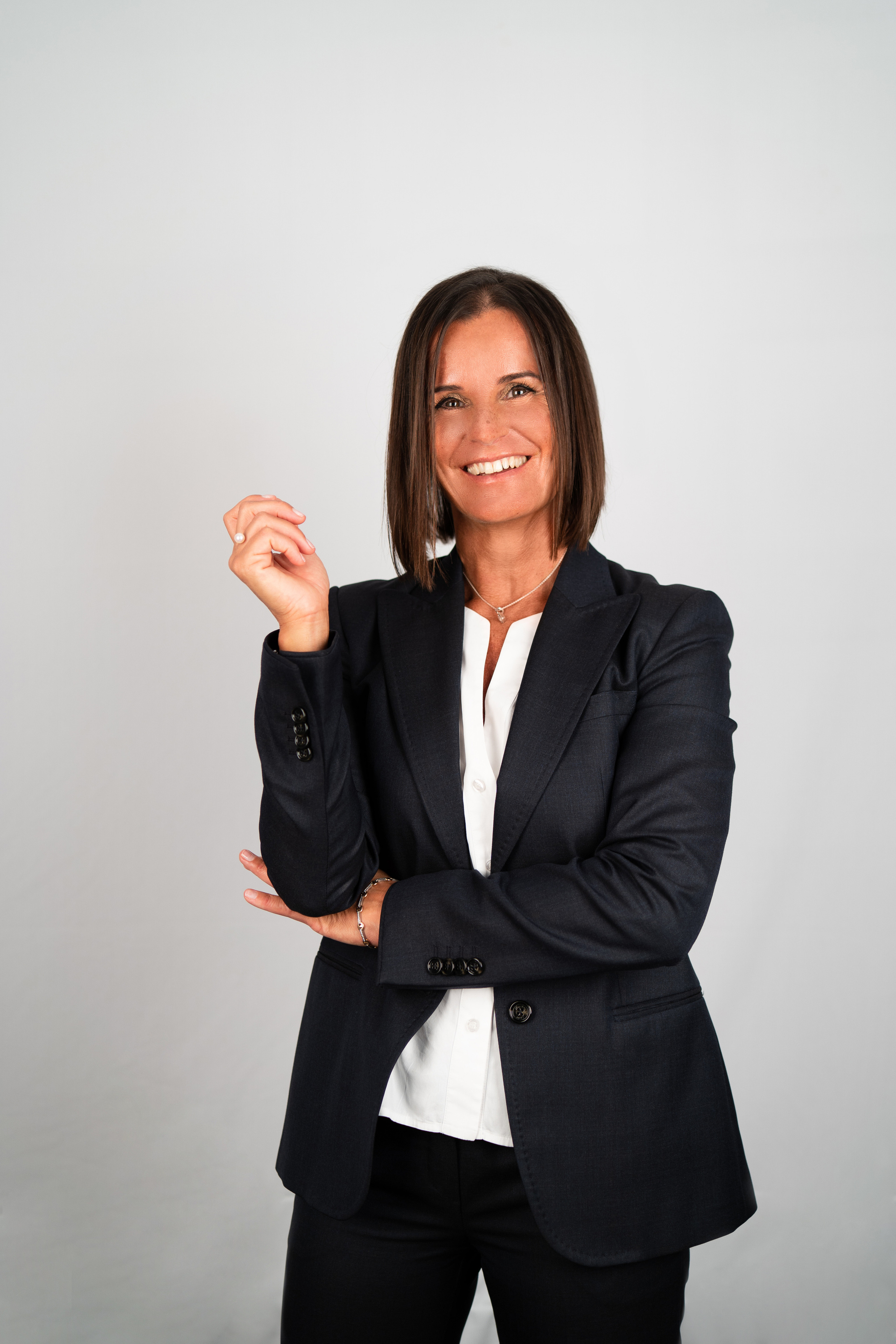 Buisiness Portrais for Laduchi Consulting. Photographer Kristina Dorina