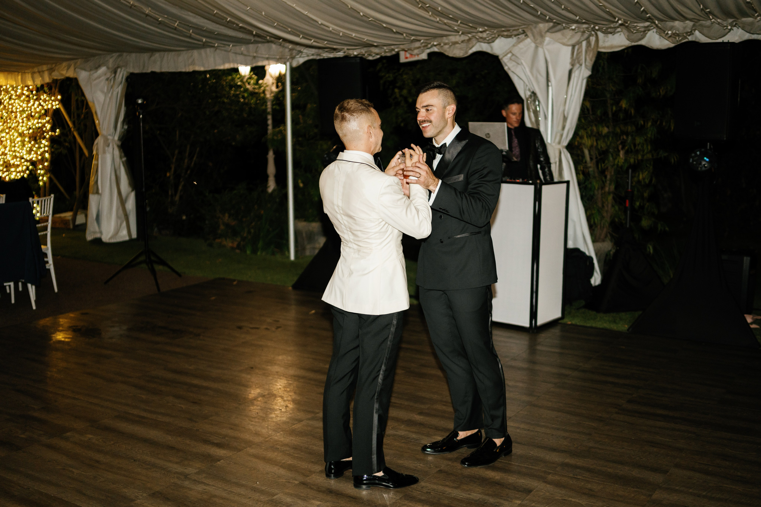 LGBT wedding photographer in California. Wedding Photography & Videography Team in California, Los Angeles, San Francisco, San Diego and Travel
