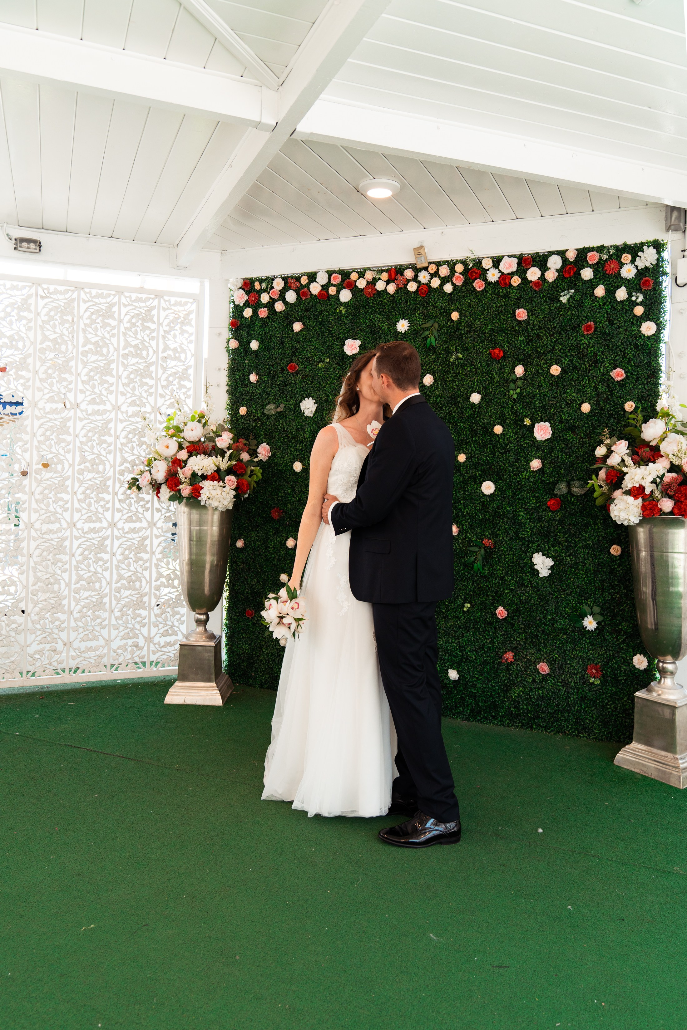 Anastasia&Luka. Wedding & elopement photographer Viktoriya Kravtsov. Las Vegas