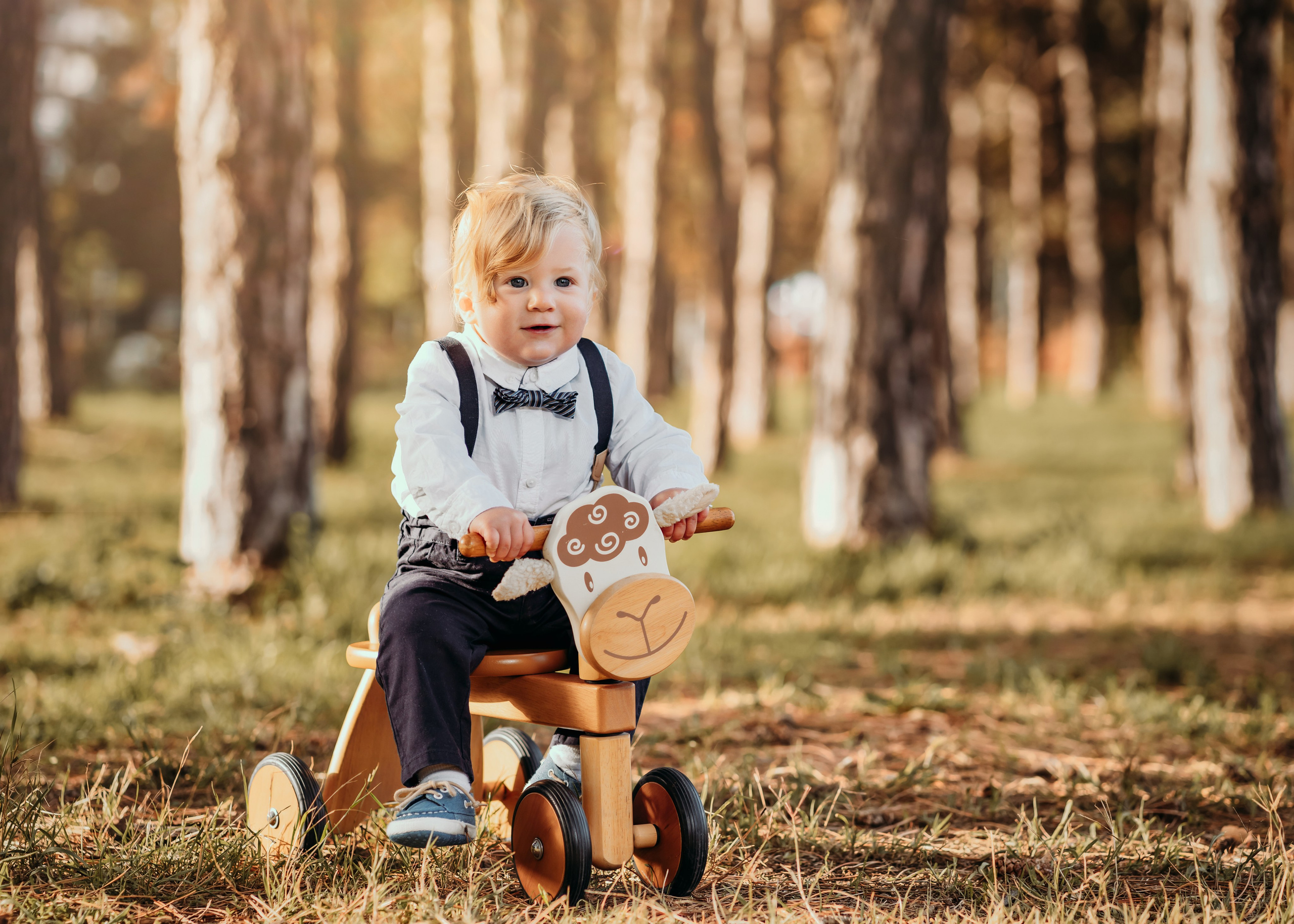 FOTOGRAFISANJE U PRIRODI. DEČIJI FOTOGRAF BEOGRAD|NOVOGODISNJE FOTOGRAFISANJE|CAKE SMASH