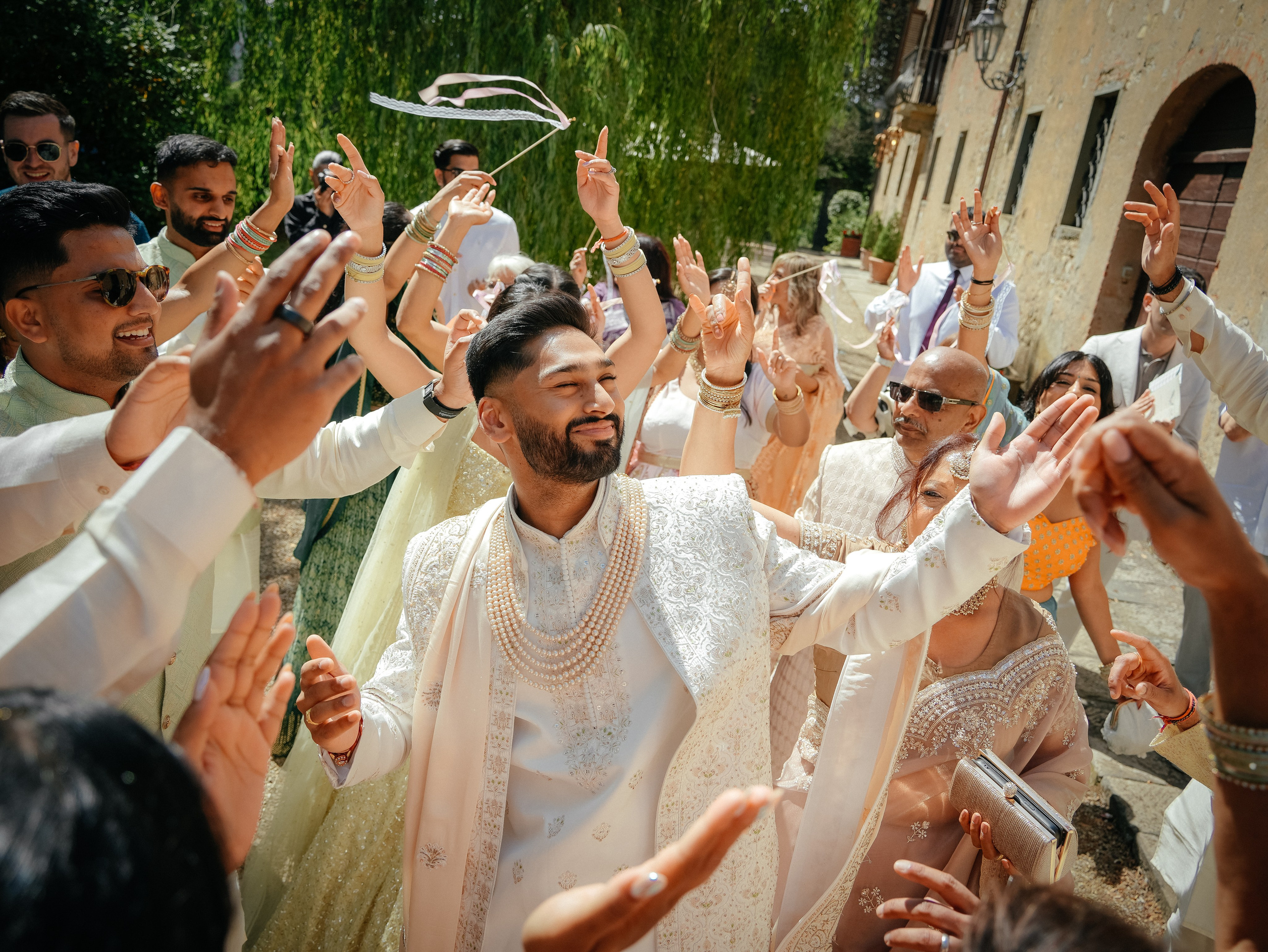 Indian Wedding in Tuscany. Wedding Photographer in Italy