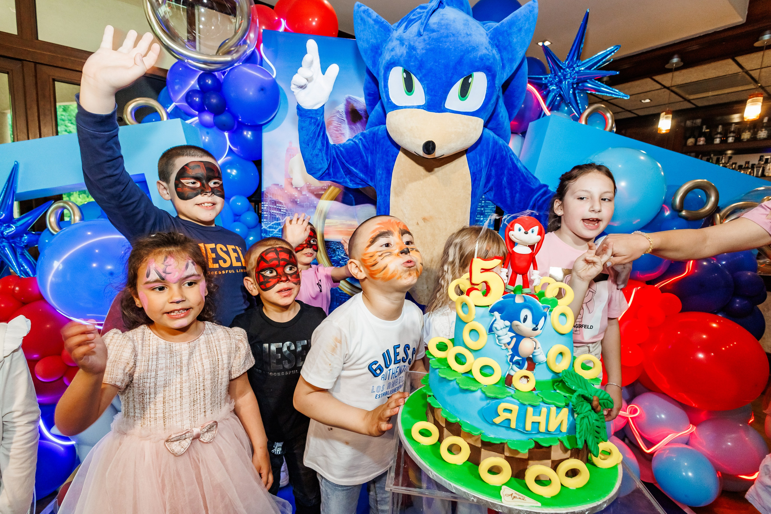 Честит Рожден Ден. Фотограф Ирина Йотова