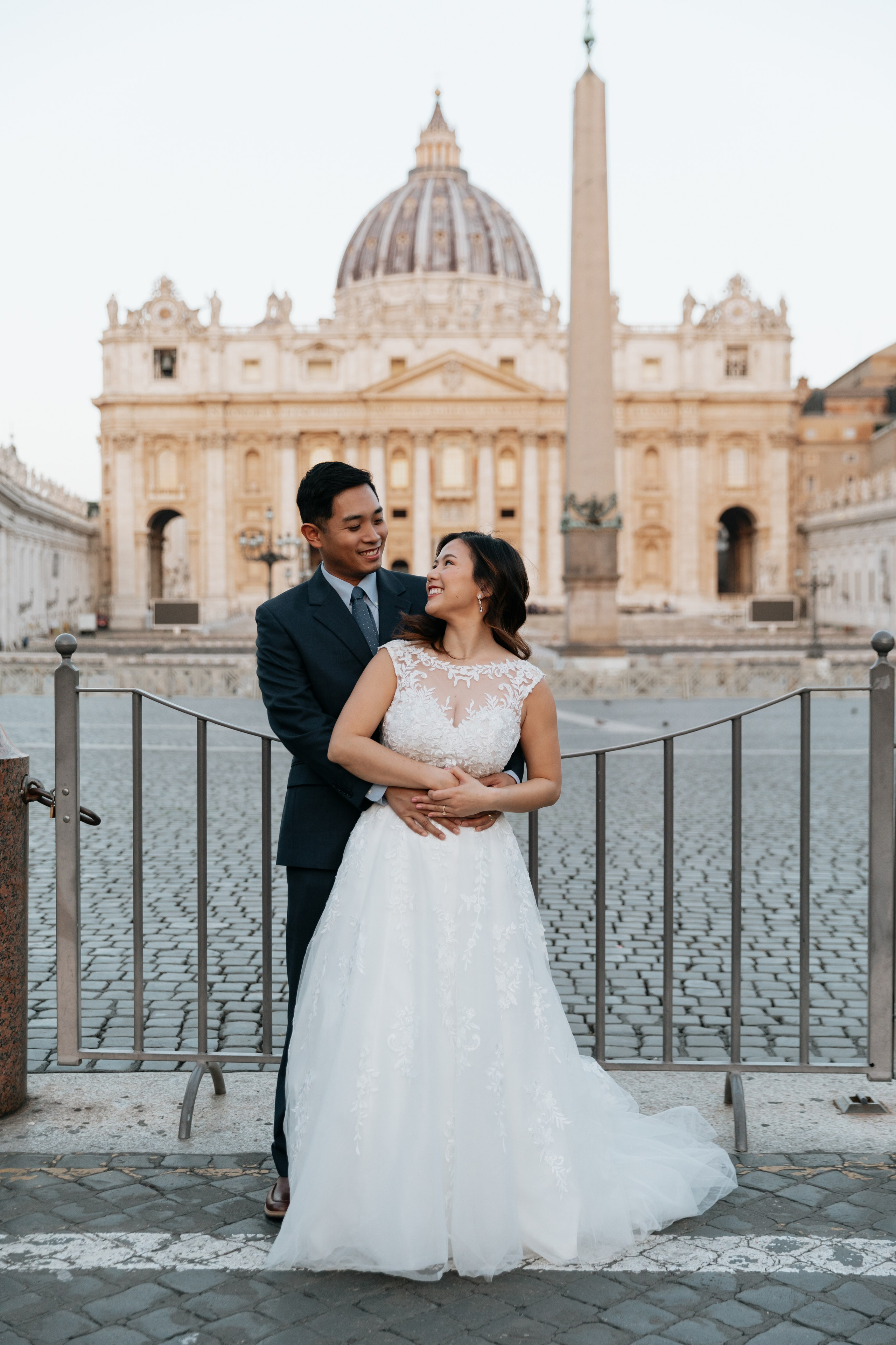 Elopement photoshoot in Rome. Photographer in Rome