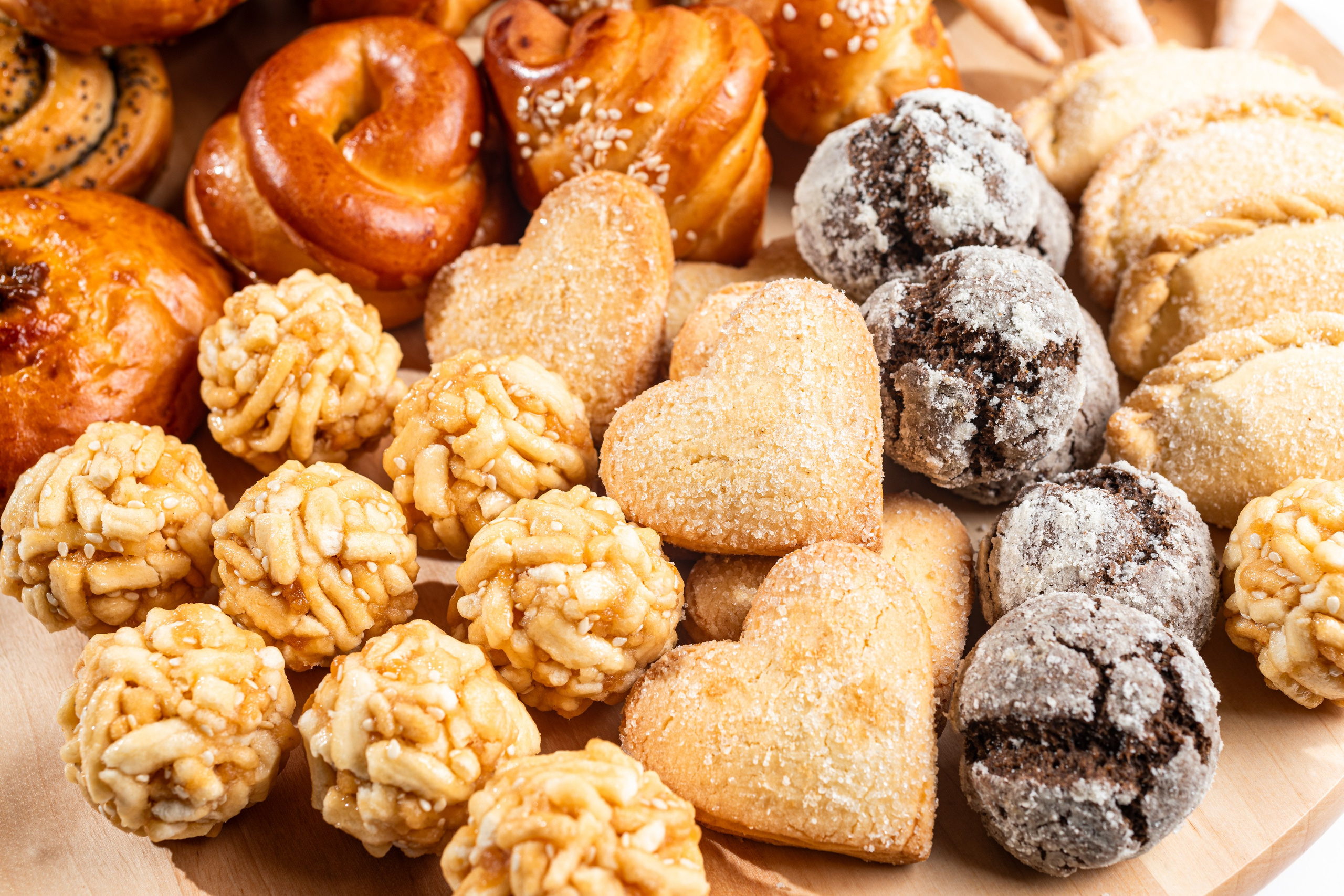 Фуд-фотосъемка выпечки Oliva Bakery Бишкек. Фотограф в Бишкеке Оксана Шувалова