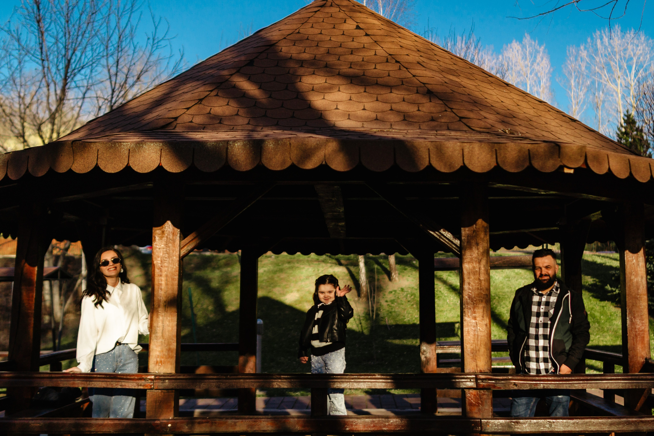 Sara’s Family. Foto-Video Nunta Iasi, Suceava, Bucuresti / Disponibilitate 2025 — 2026 — 2027