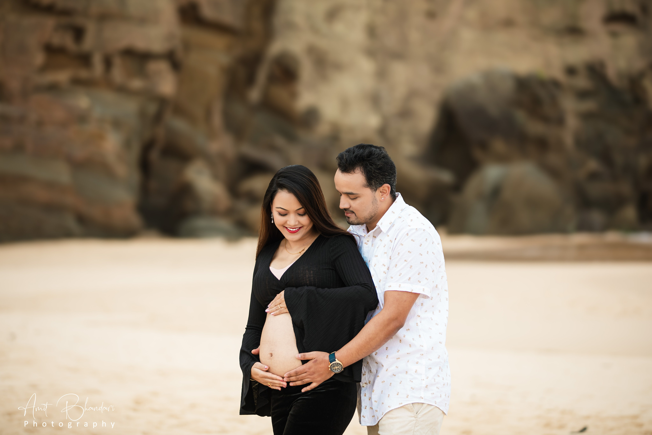 Outdoor Maternity Photoshoot. Freelance Photographer in Newcastle & Central Coast