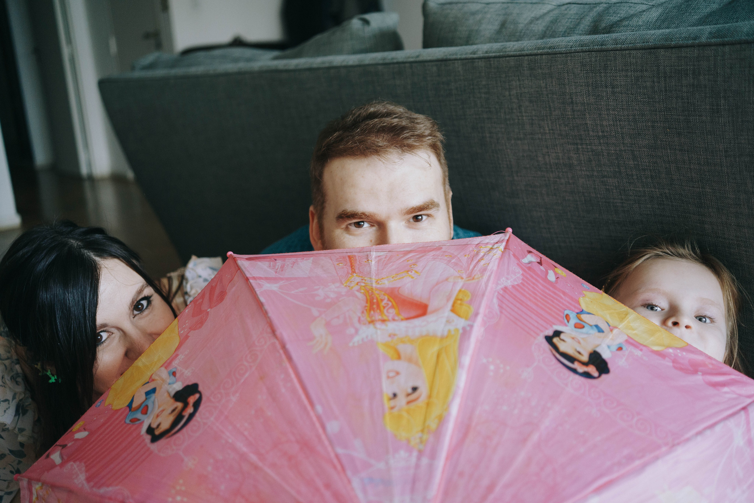 Family photo shoot. Buenos Aires. Photographer @elmirkami in the city of Buenos Aires