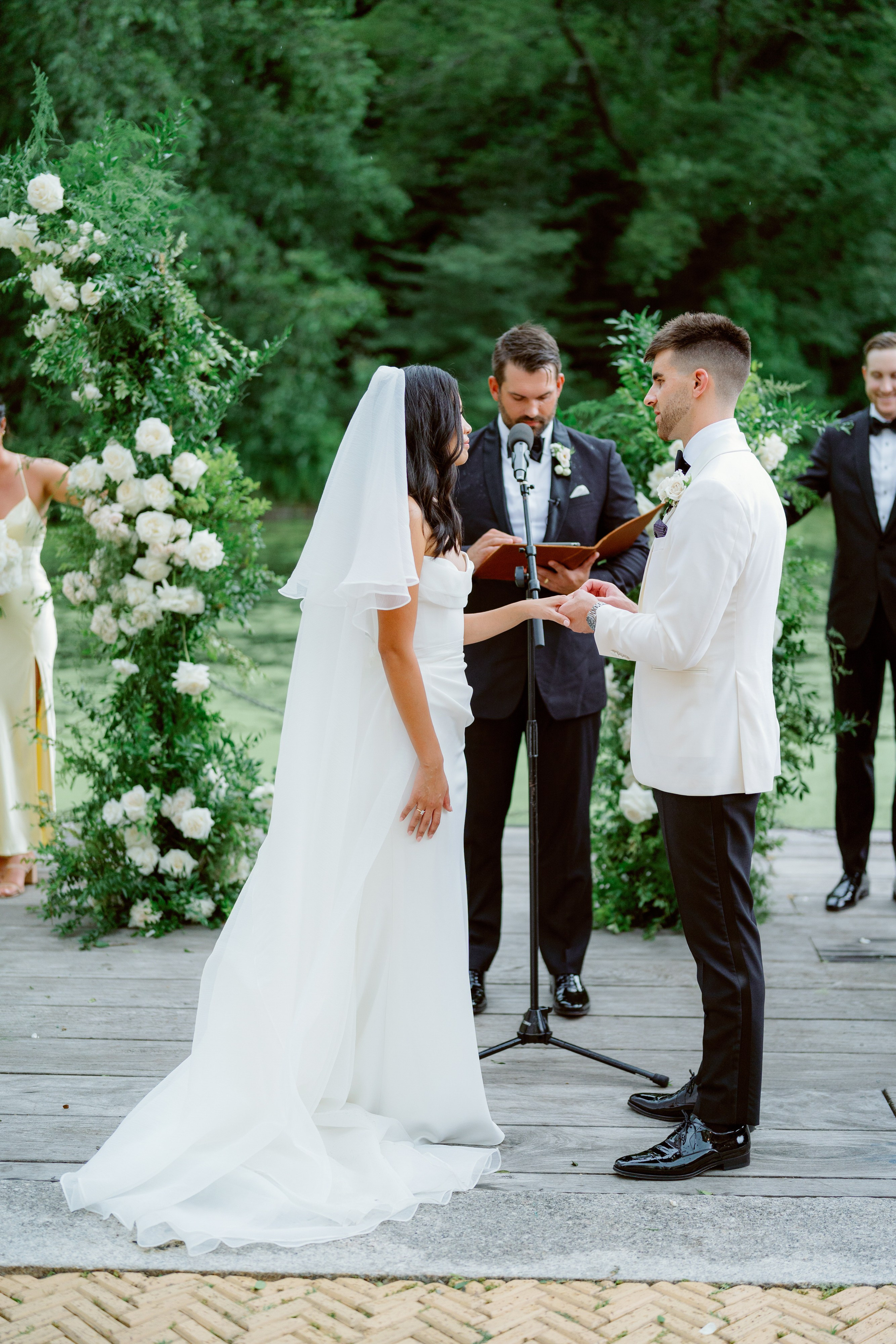 Jullieanne and Ryan. Wedding photographer and videographer New York | New Jersey