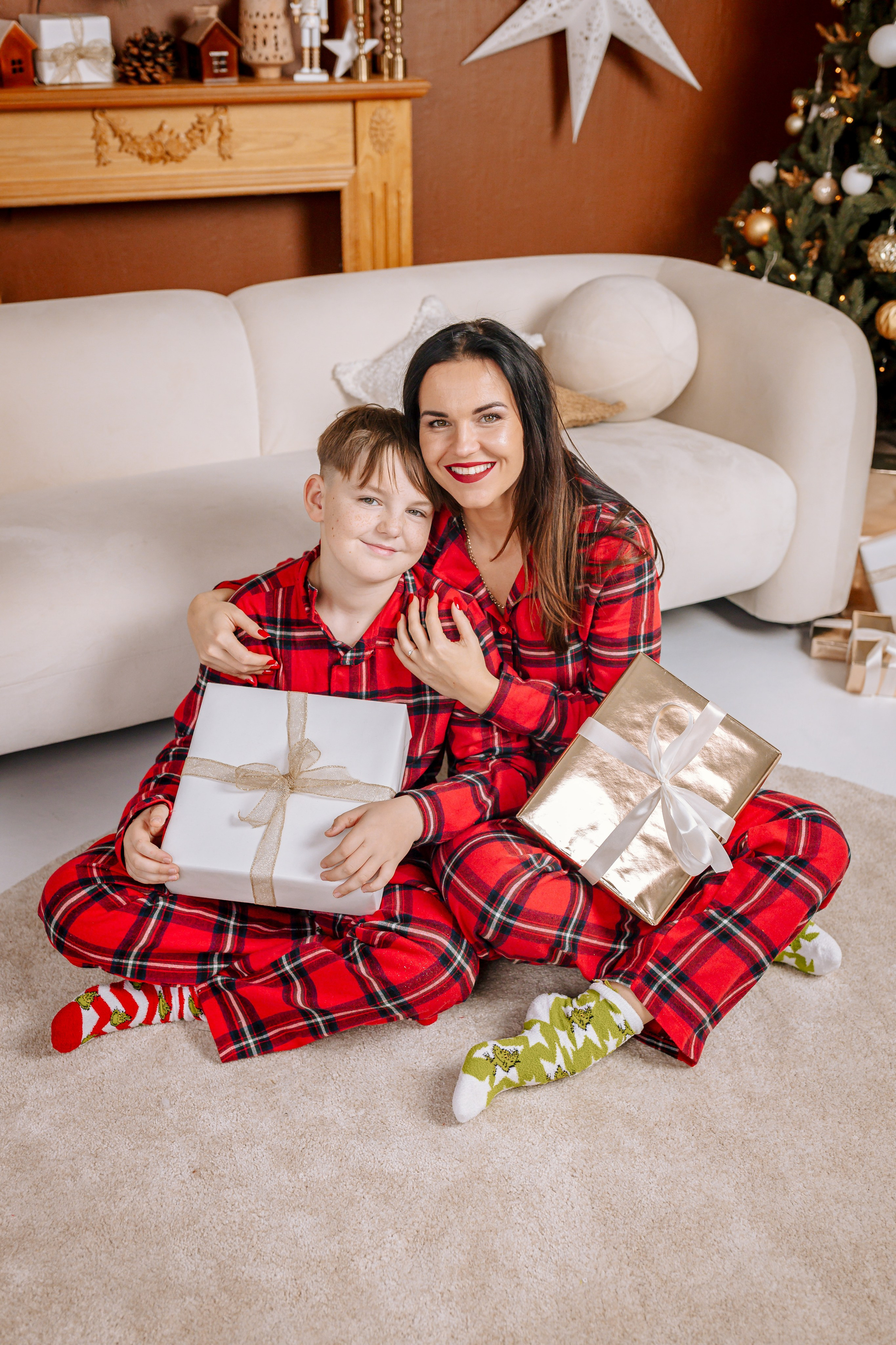 Ziemassvētki studijā. Home