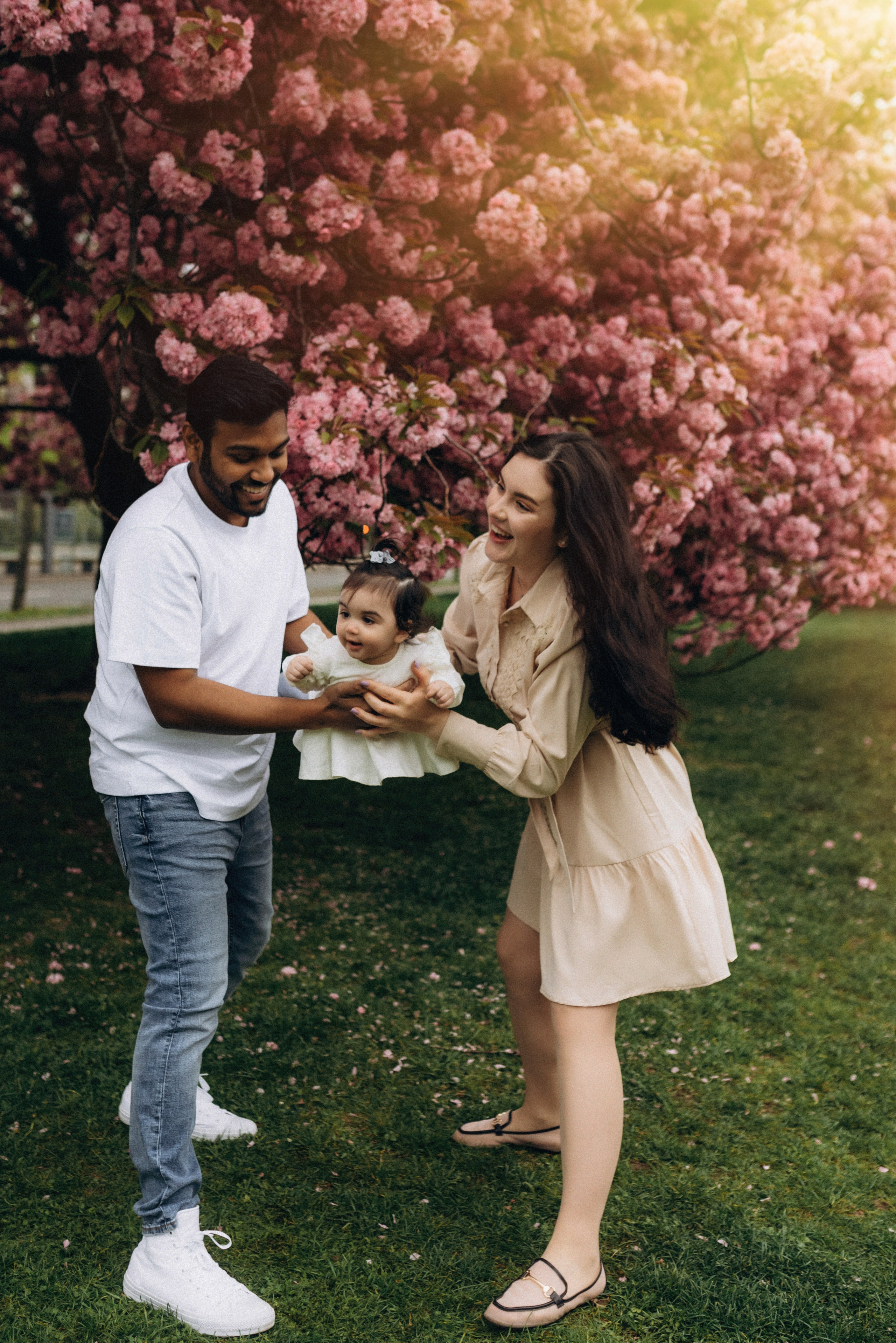 Family history in Sakura. Семейный фотограф Лейпциг, Германия