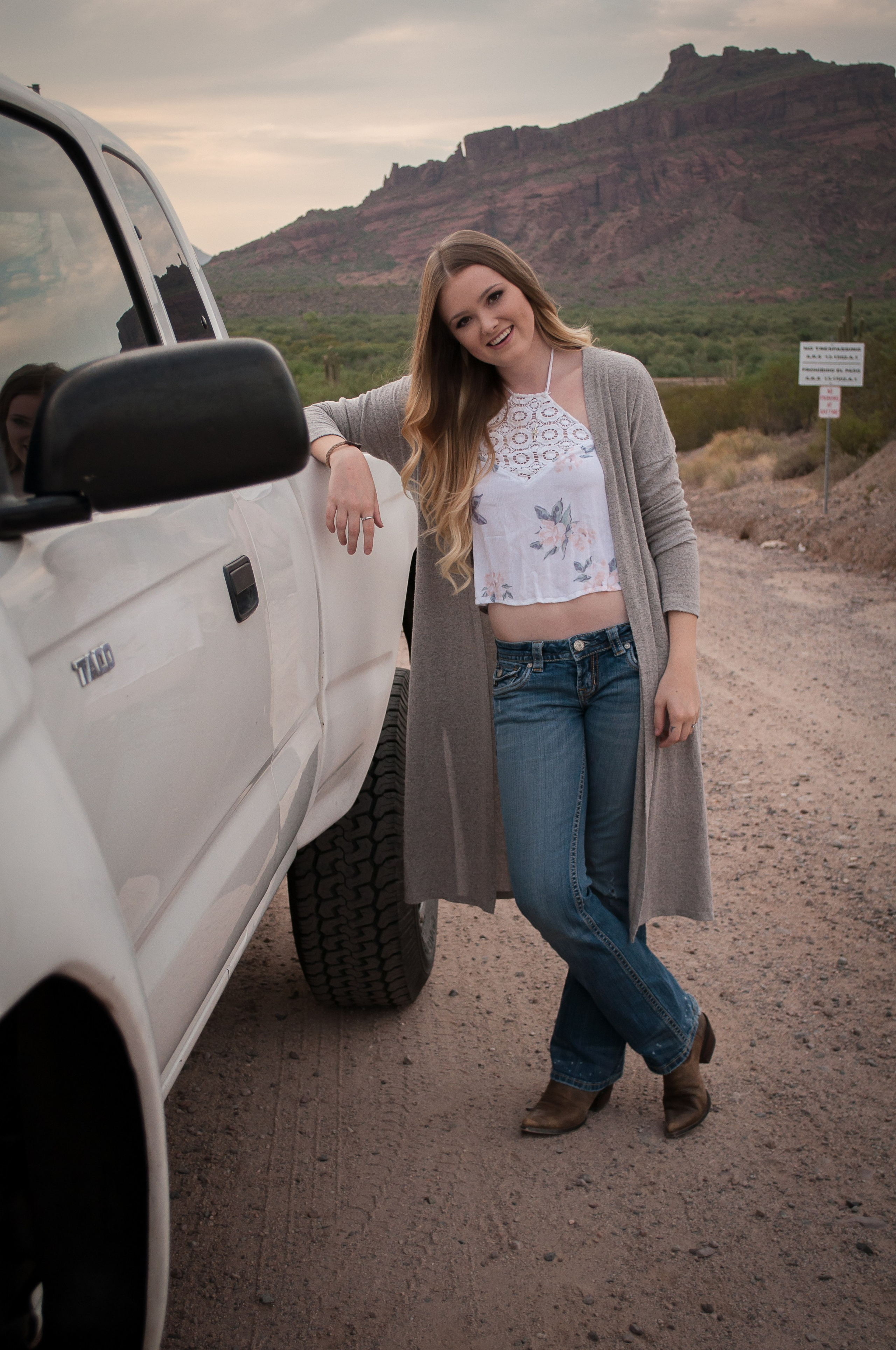 Senior/Graduation. Hidden Desert Photography