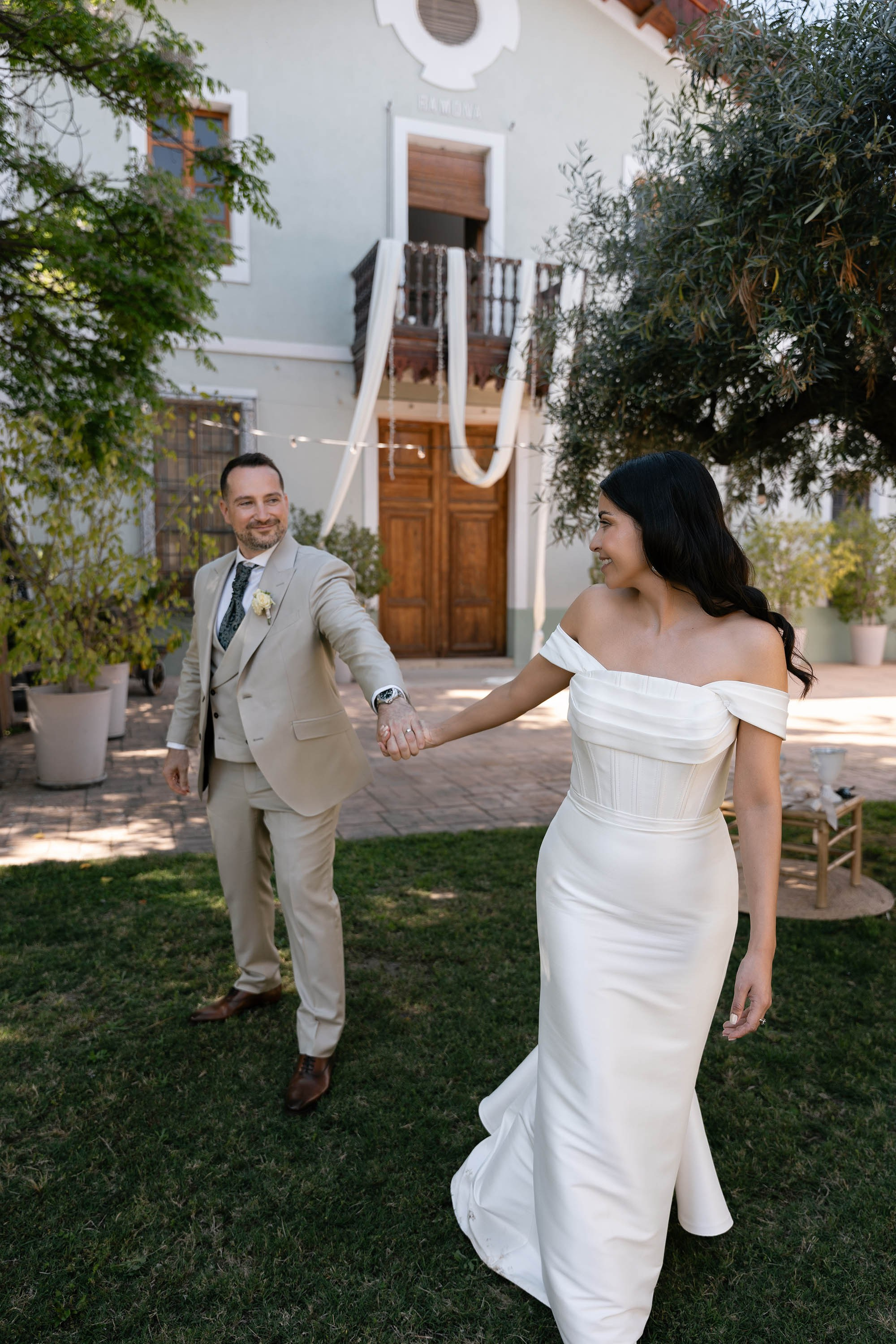 Johanna and Francesco. Destination Wedding Photographers based in Spain