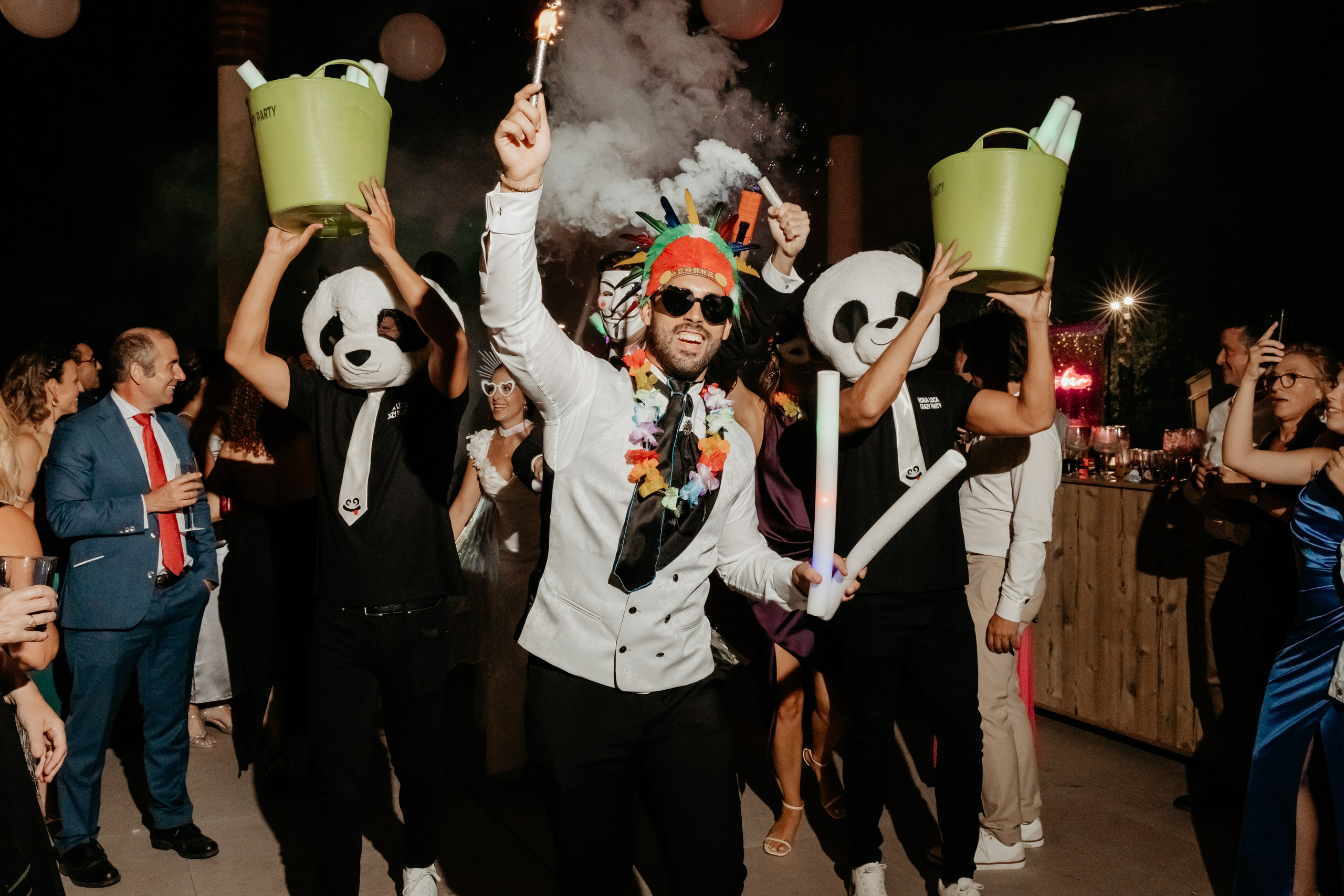 Víctor y Carmen. Ramoné Fotografía · Fotógrafo de Bodas en Alicante, Murcia y Valencia | Reportaje Natural y Documental