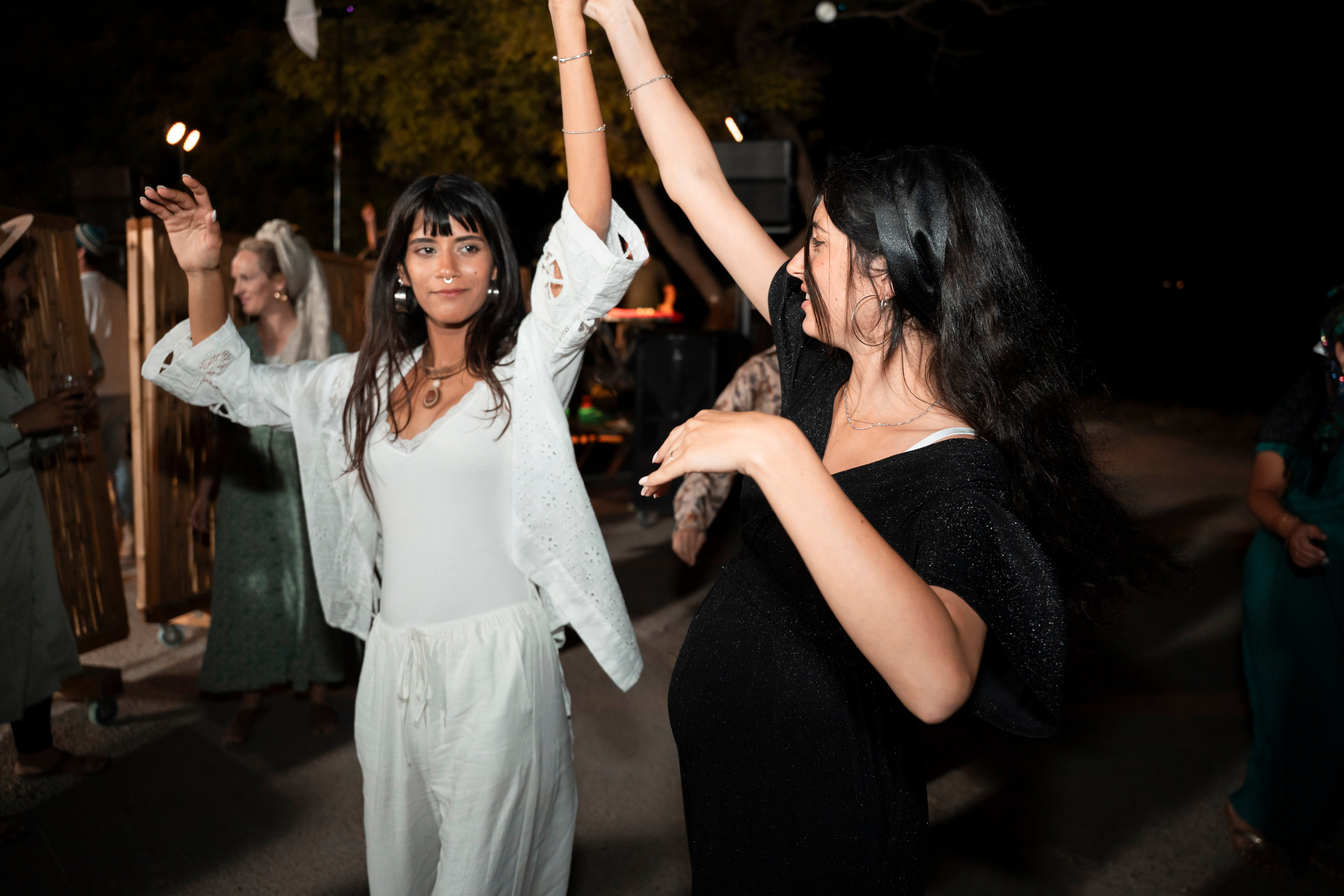 עדן ושלהבת. יוסף מזרחי צילום חתונה, ברית וזוגיות. צלם מקצועי שאוהב להוציא אתכם הכי יפים ברגעים הכי מרגשים