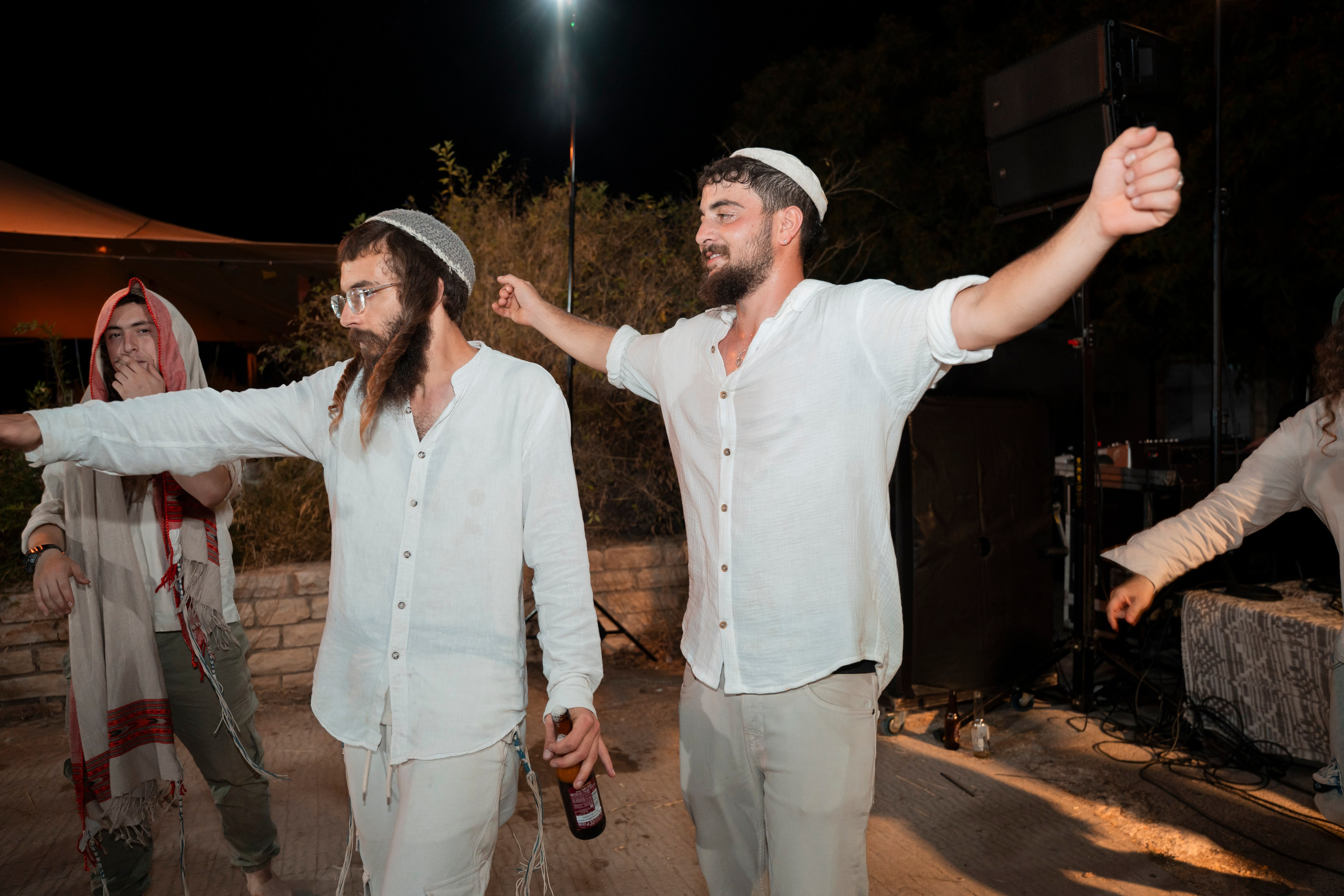 עדן ושלהבת. יוסף מזרחי צילום חתונה, ברית וזוגיות. צלם מקצועי שאוהב להוציא אתכם הכי יפים ברגעים הכי מרגשים