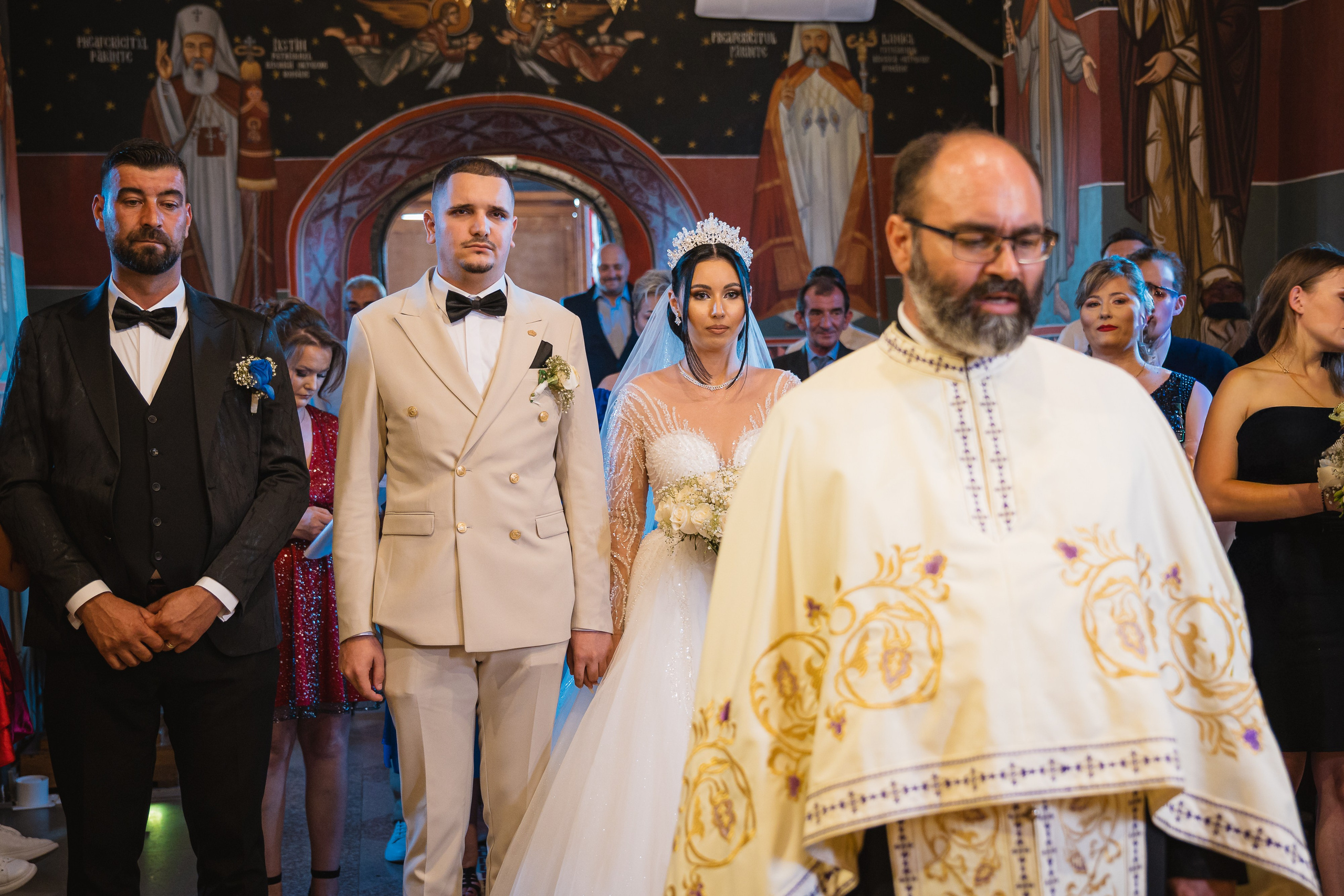 Bella & Adi. Foto Studio — Fotograf de evenimente, nunti, botezuri, portrete