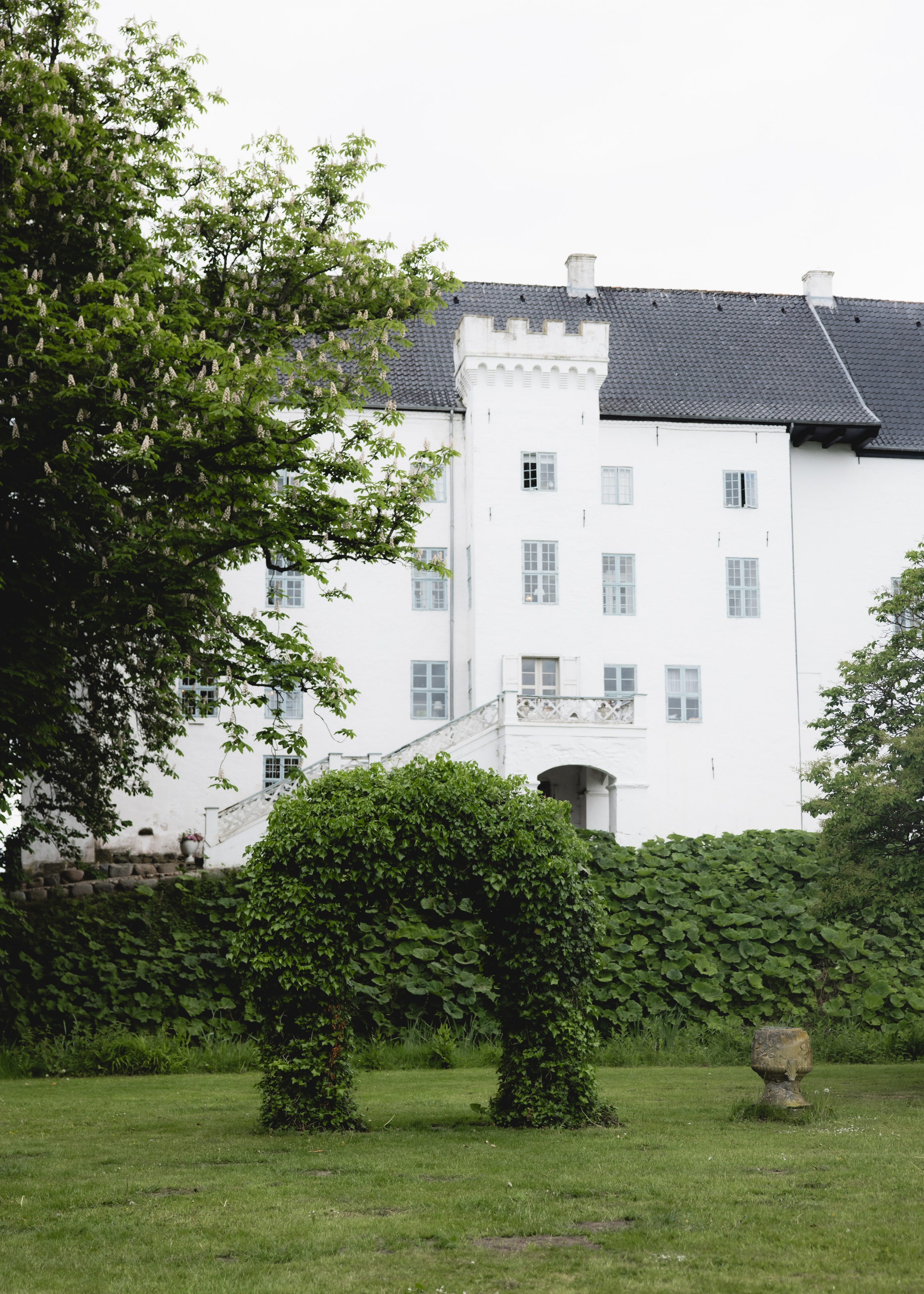 Dragsholm slot. Bryllupsfotograf København | Julia Byron