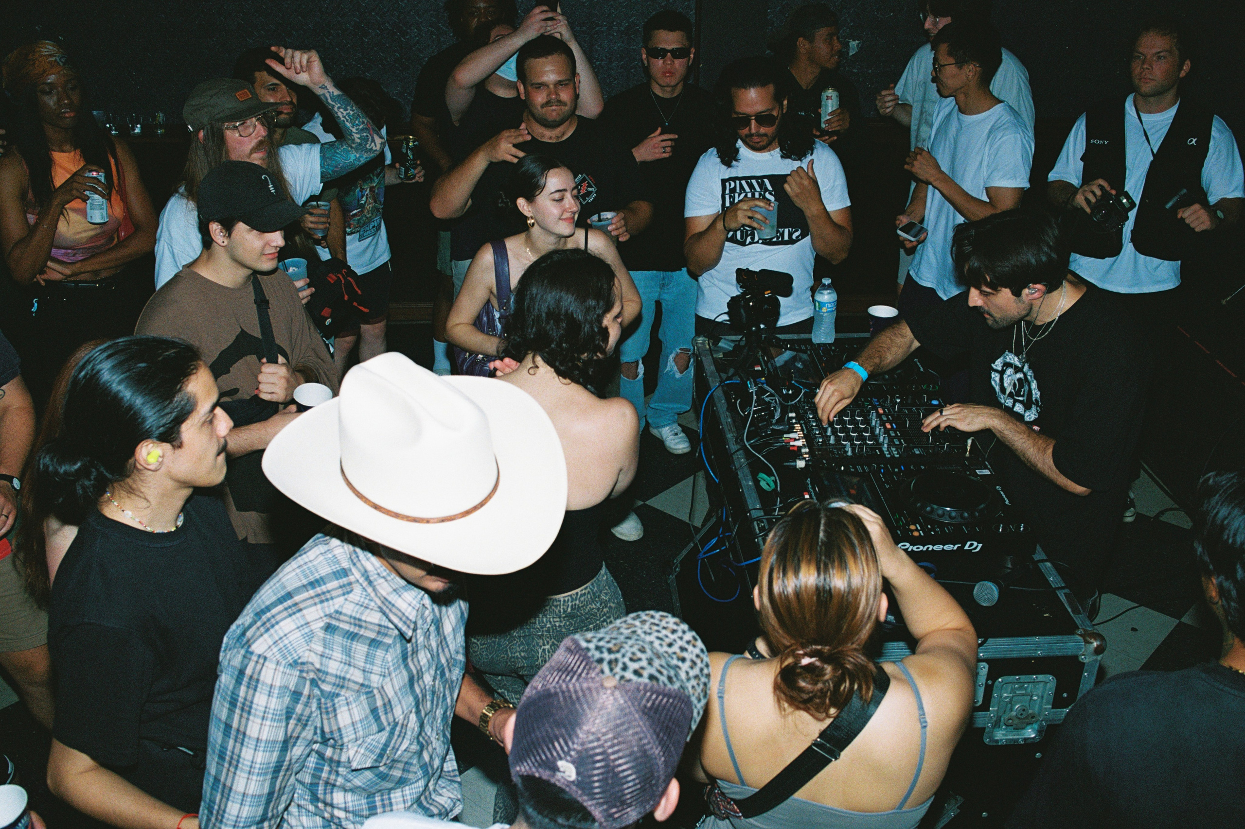 MUSIC AND EVENT. 35mm Photography by Brad Zgonena based in Chicago, IL