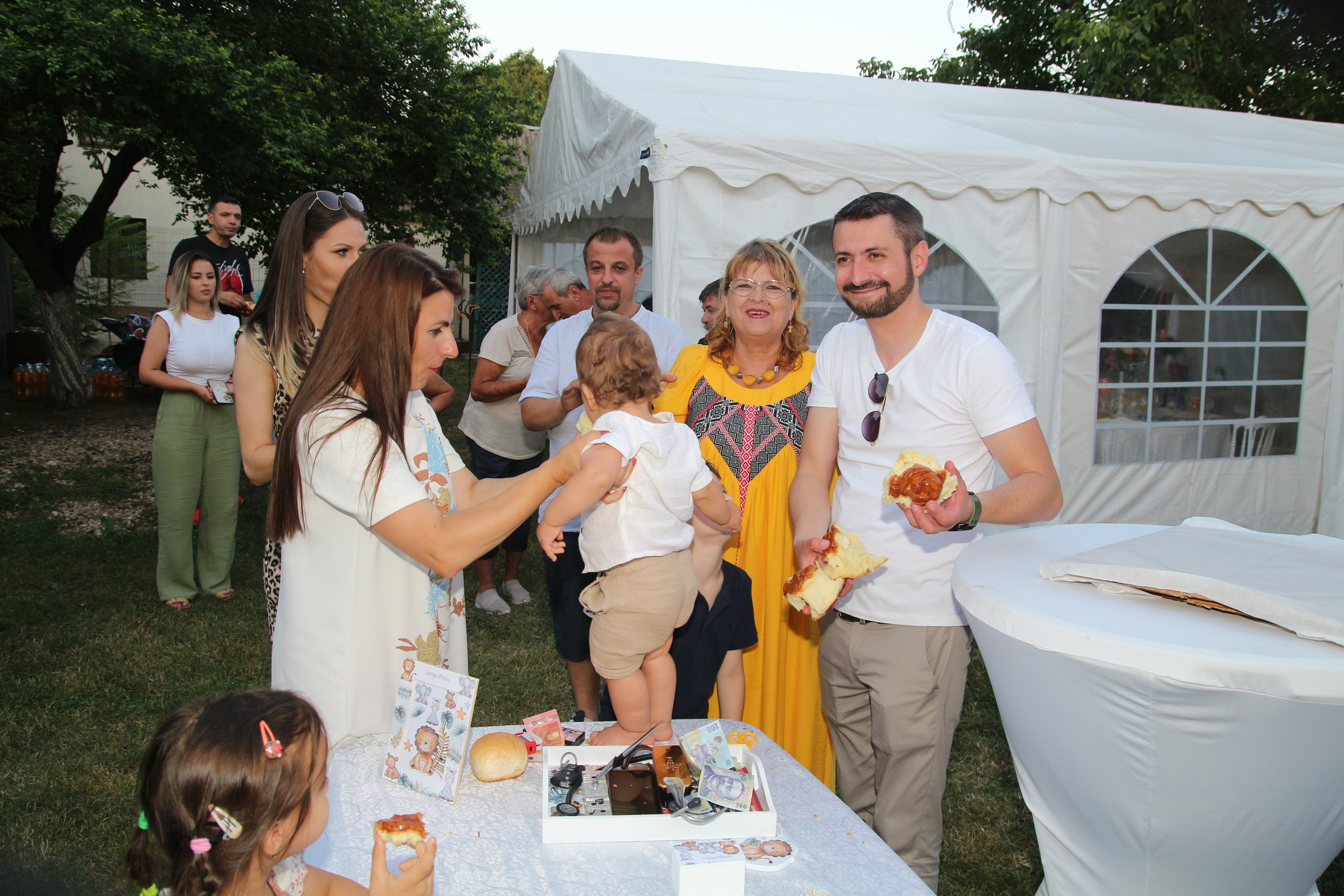 BYZO MEDIA. PETRU BYZO - family and children photographer in ROMANIA