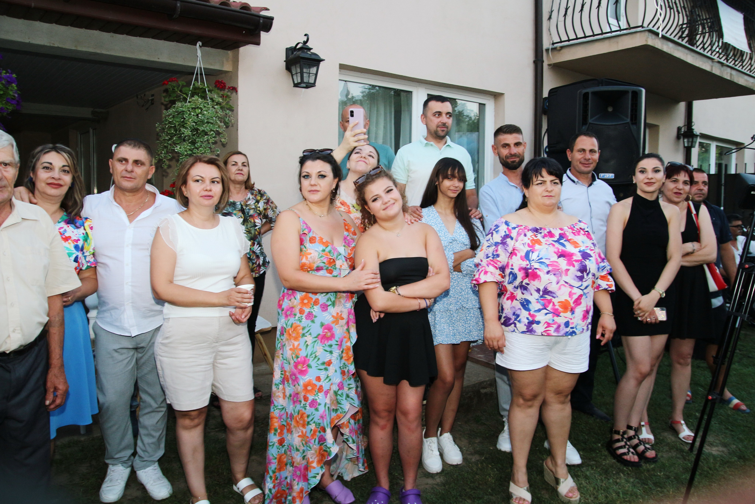 BYZO MEDIA. PETRU BYZO - family and children photographer in ROMANIA