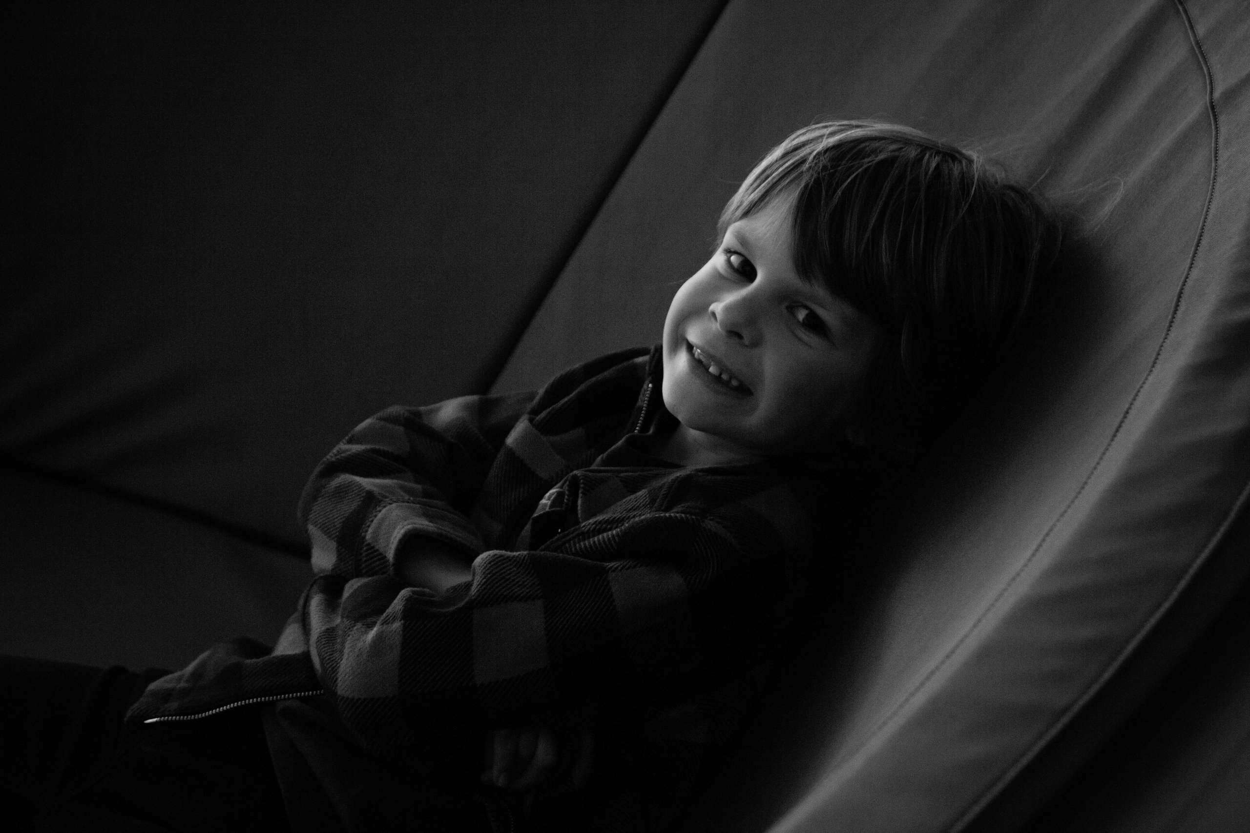 FAMILIA CANET. Fotógrafa Olena Petryk. Realizo sesiones de fotos en Puerto de Sagunto