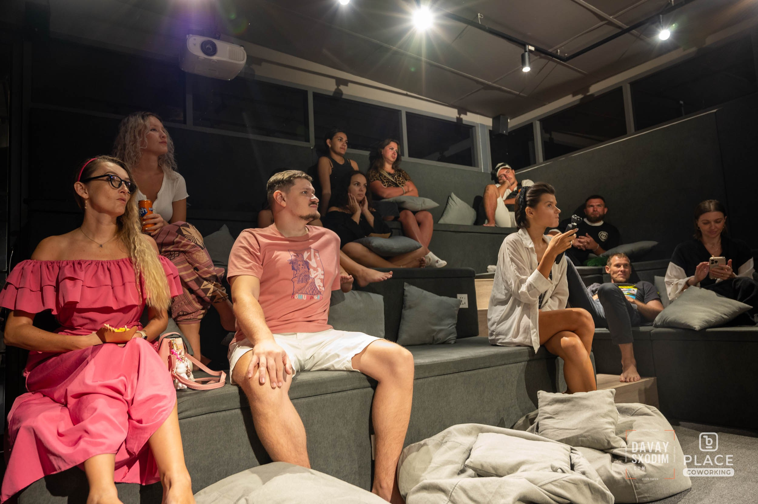 ФАН-ВСТРЕЧА С ИЛЬЕЙ ЛАРИОНОВЫМ. АФИША|ФОТОРЕПОРТАЖИ|ИВЕНТЫ|ПХУКЕТ