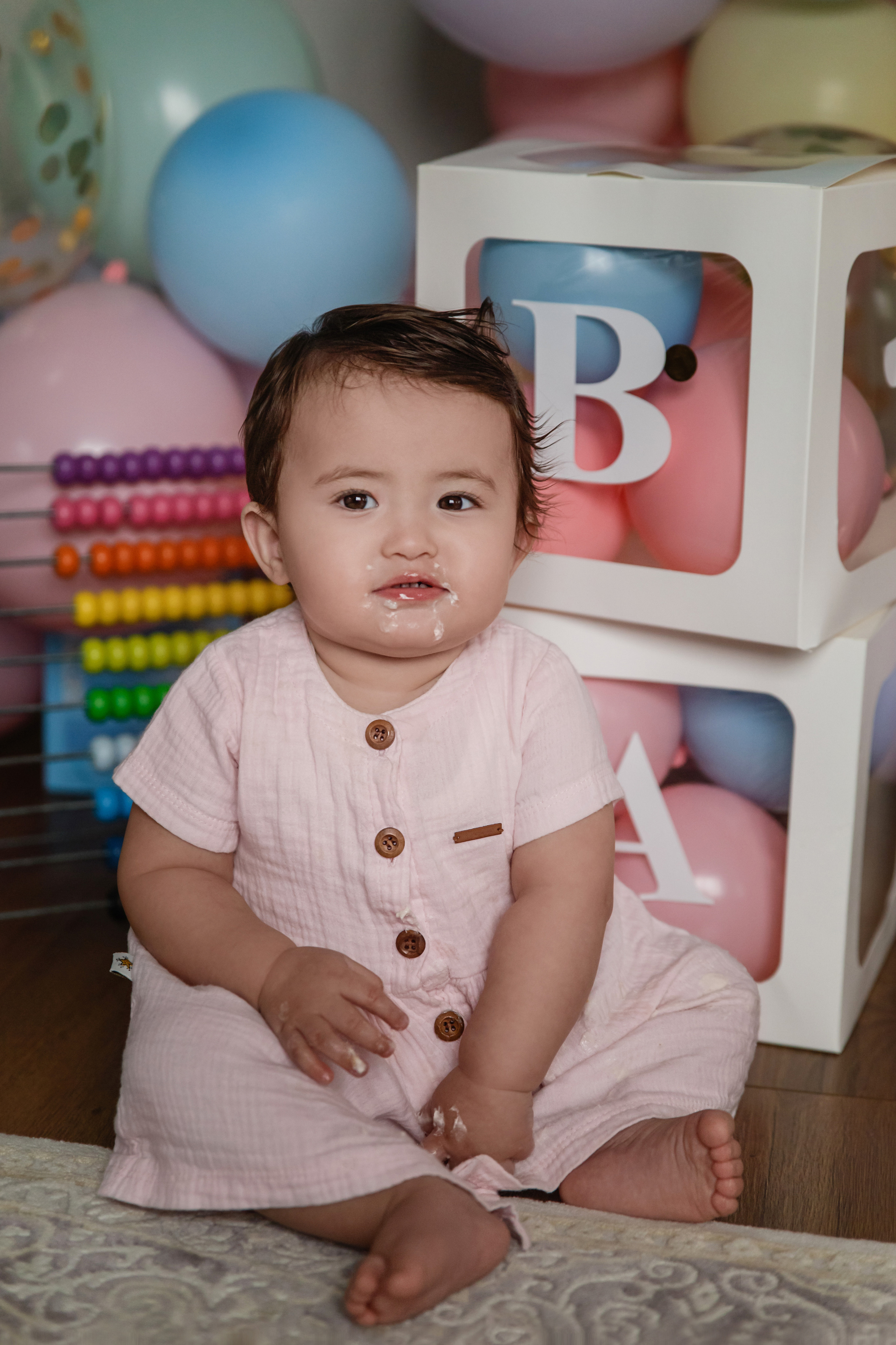 Lifestyle photo session for 1 year of birth