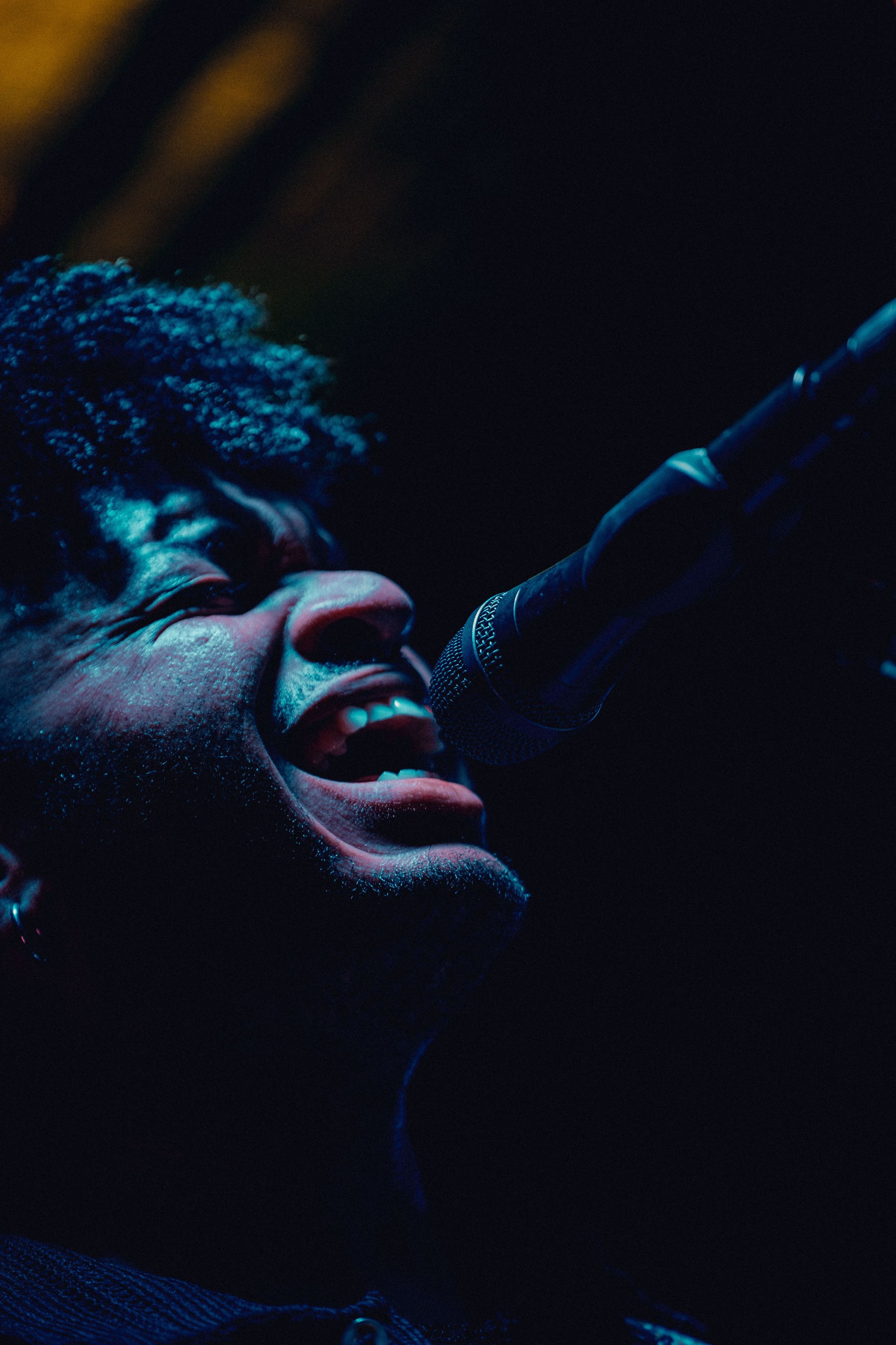 MoonShot. Concert and portrait photographer in Prague