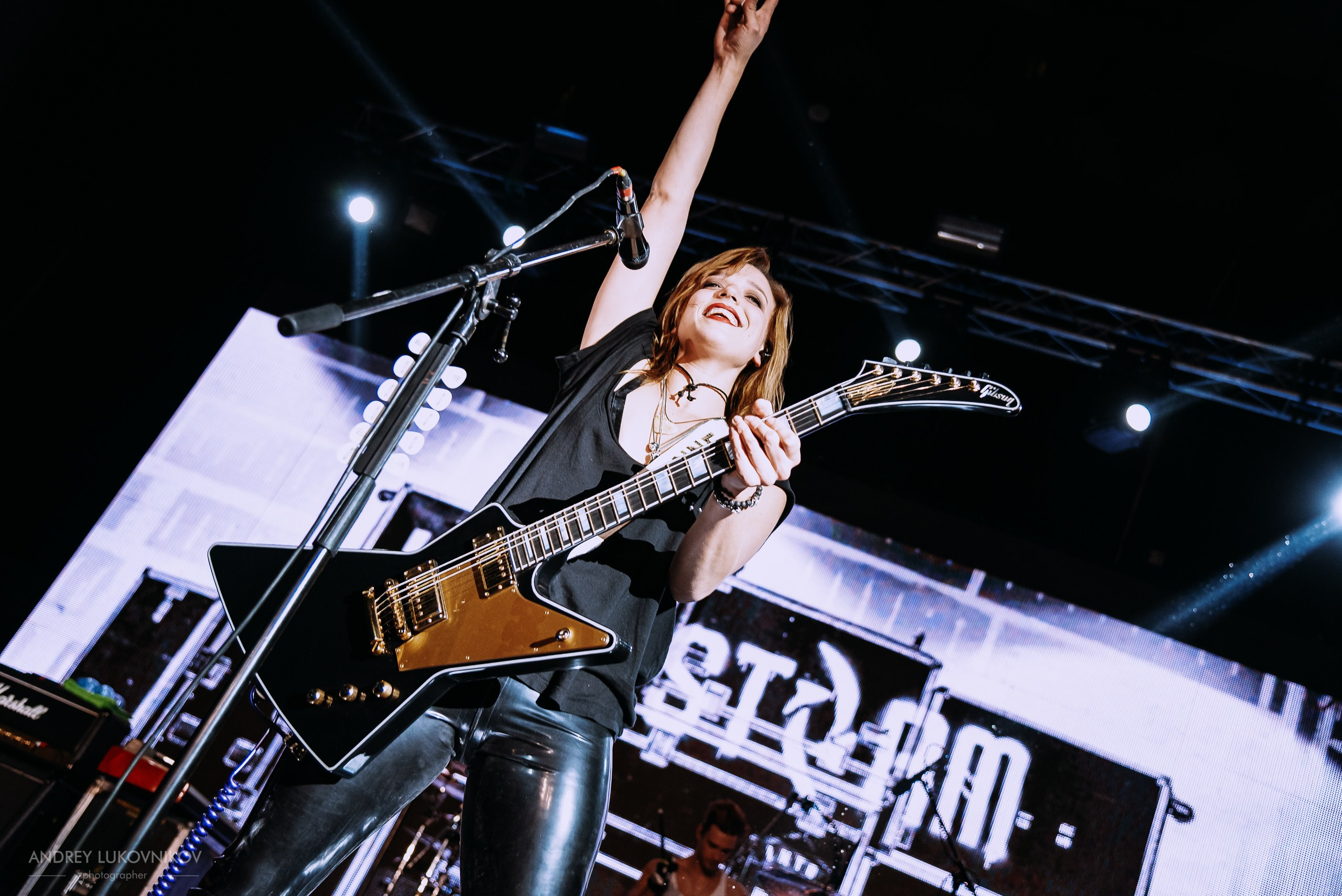 Halestorm. Into the Wild Life Tour 2016