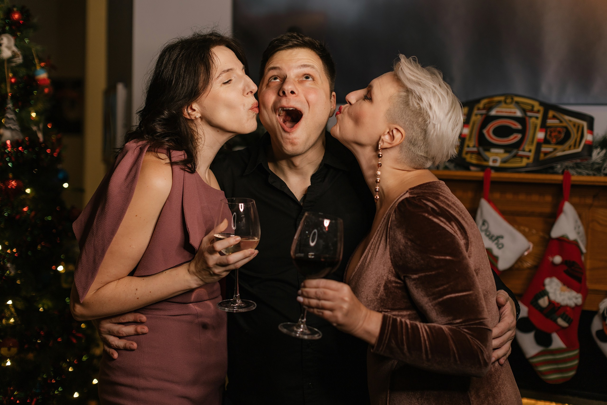 12.07.2025 Christmas Photoshoot. Wedding family event photographer in Chicago Nick Yushevich