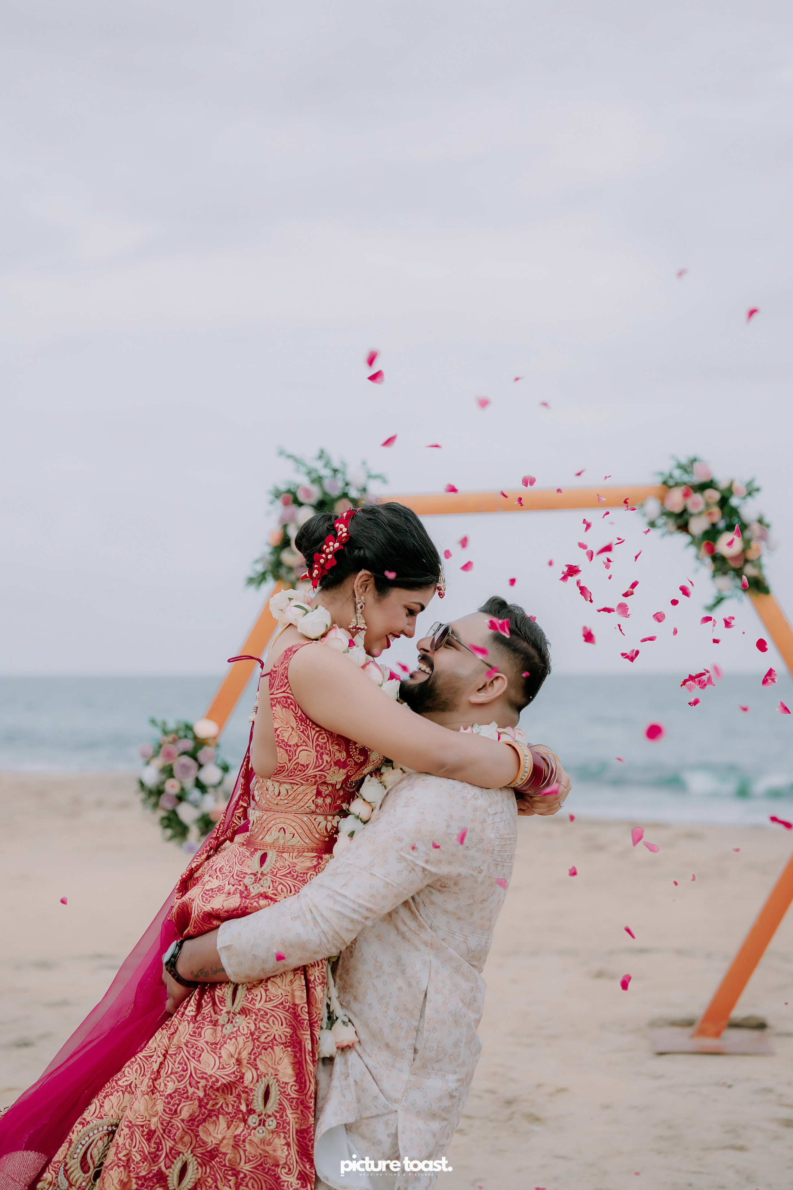 Beach Wedding! Ft. Malavika & Vishnu. Fine art Wedding Photographers in India & Canada