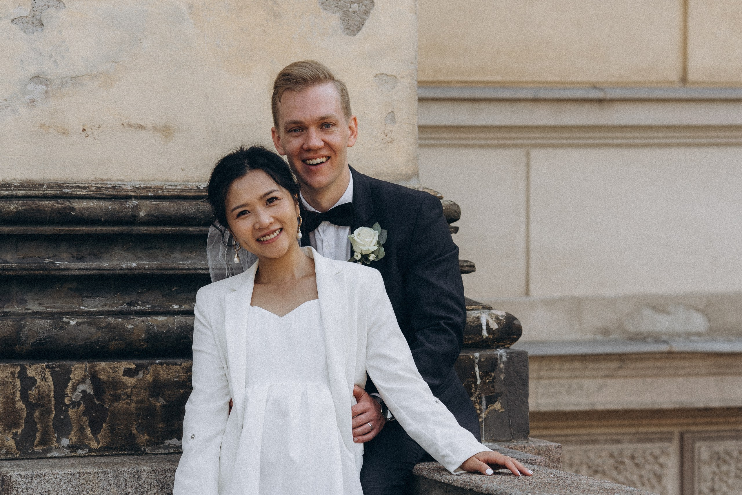 City wedding. Wedding and portrait photographer in Helsinki Vickan O