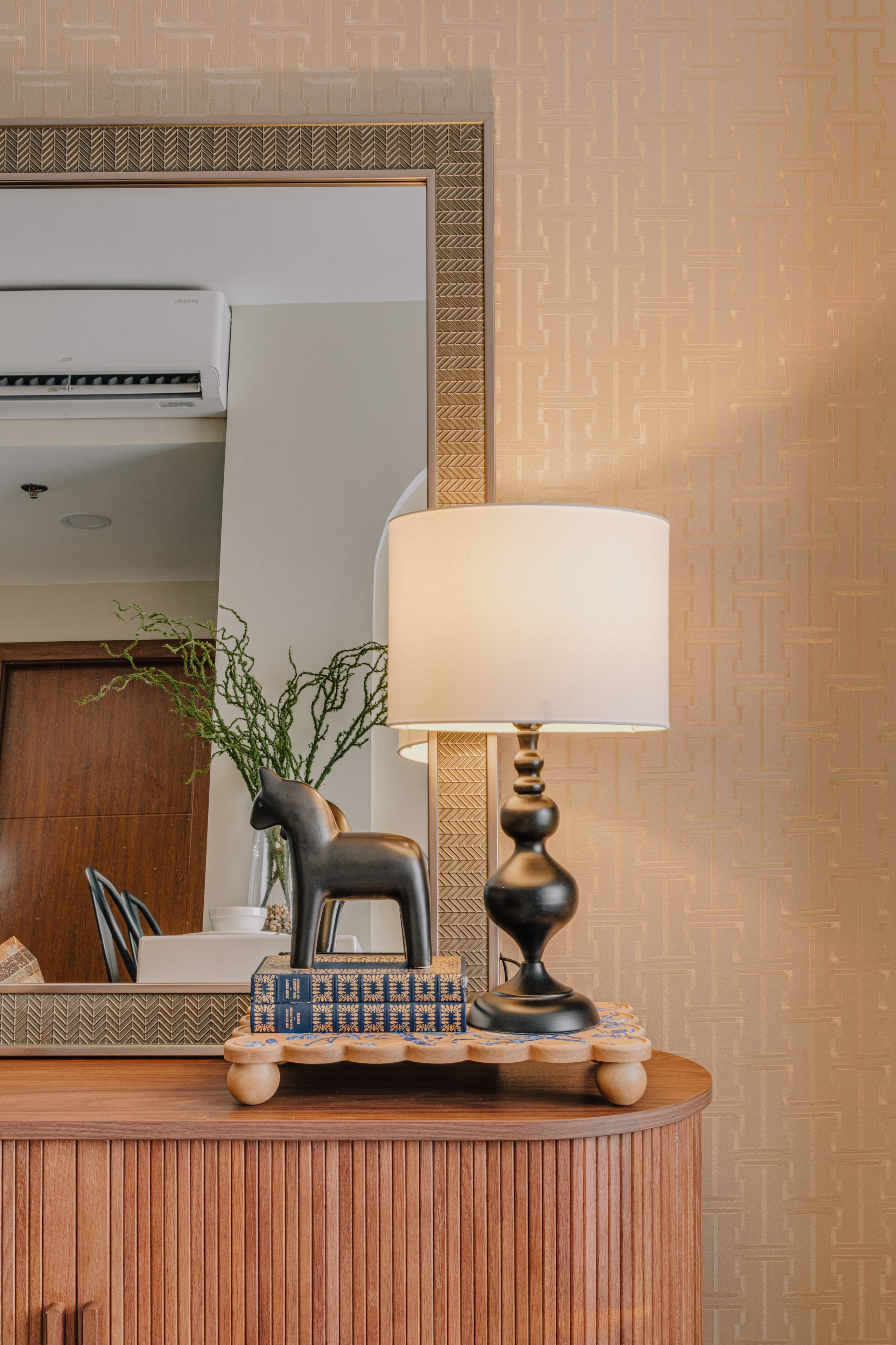 100 Sunshine Plaza // Mandaluyong. Interior & Architectural Photographer Philippines | Argen Carlo Camaclang